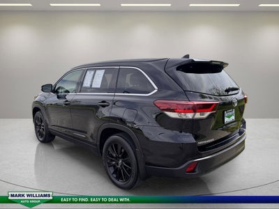2019 Toyota Highlander SE