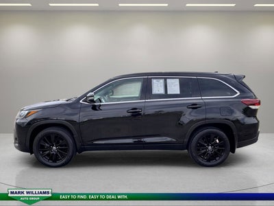 2019 Toyota Highlander SE