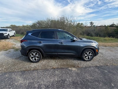 2022 Kia Seltos EX