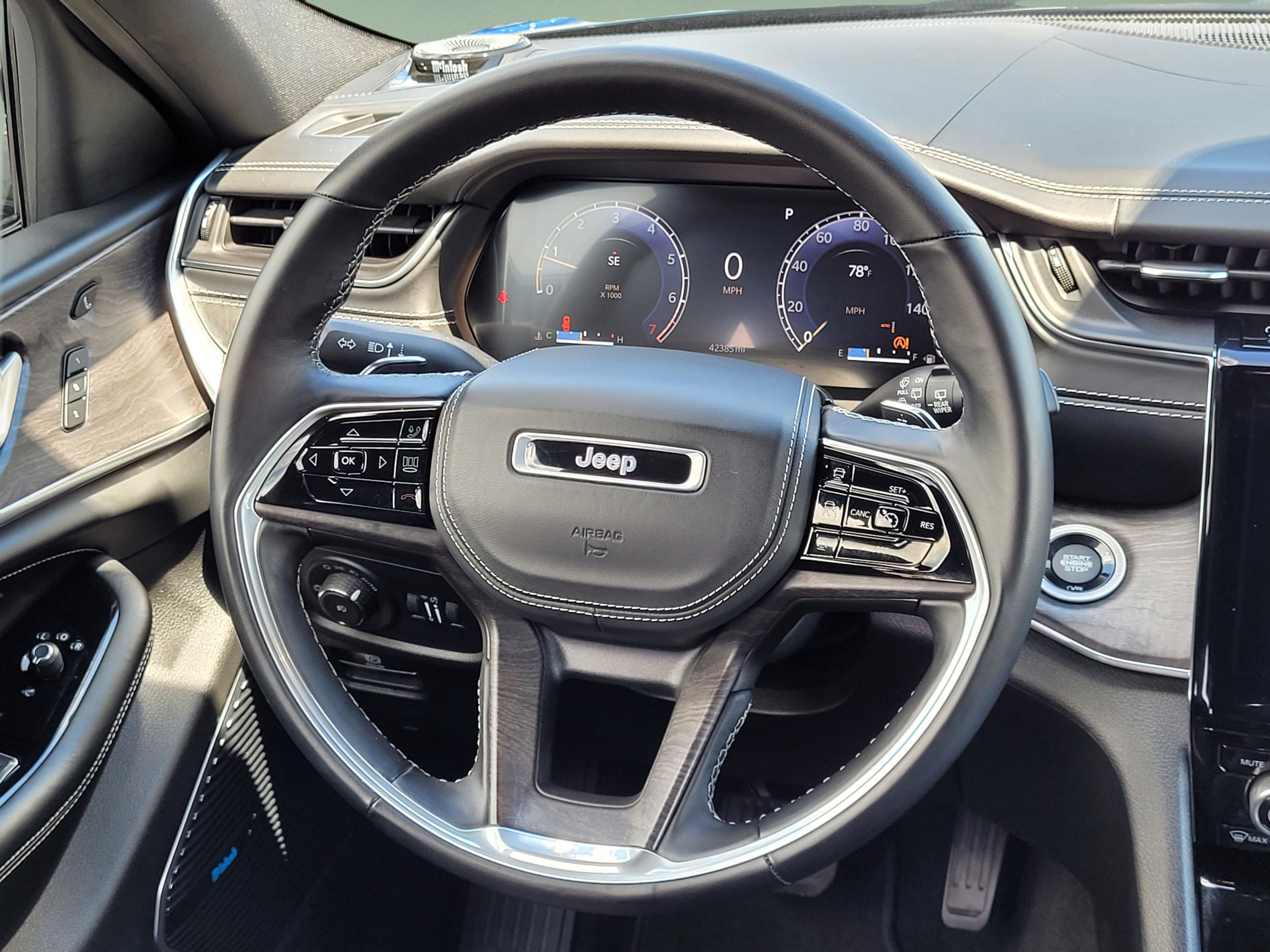 2022 Jeep Grand Cherokee Overland