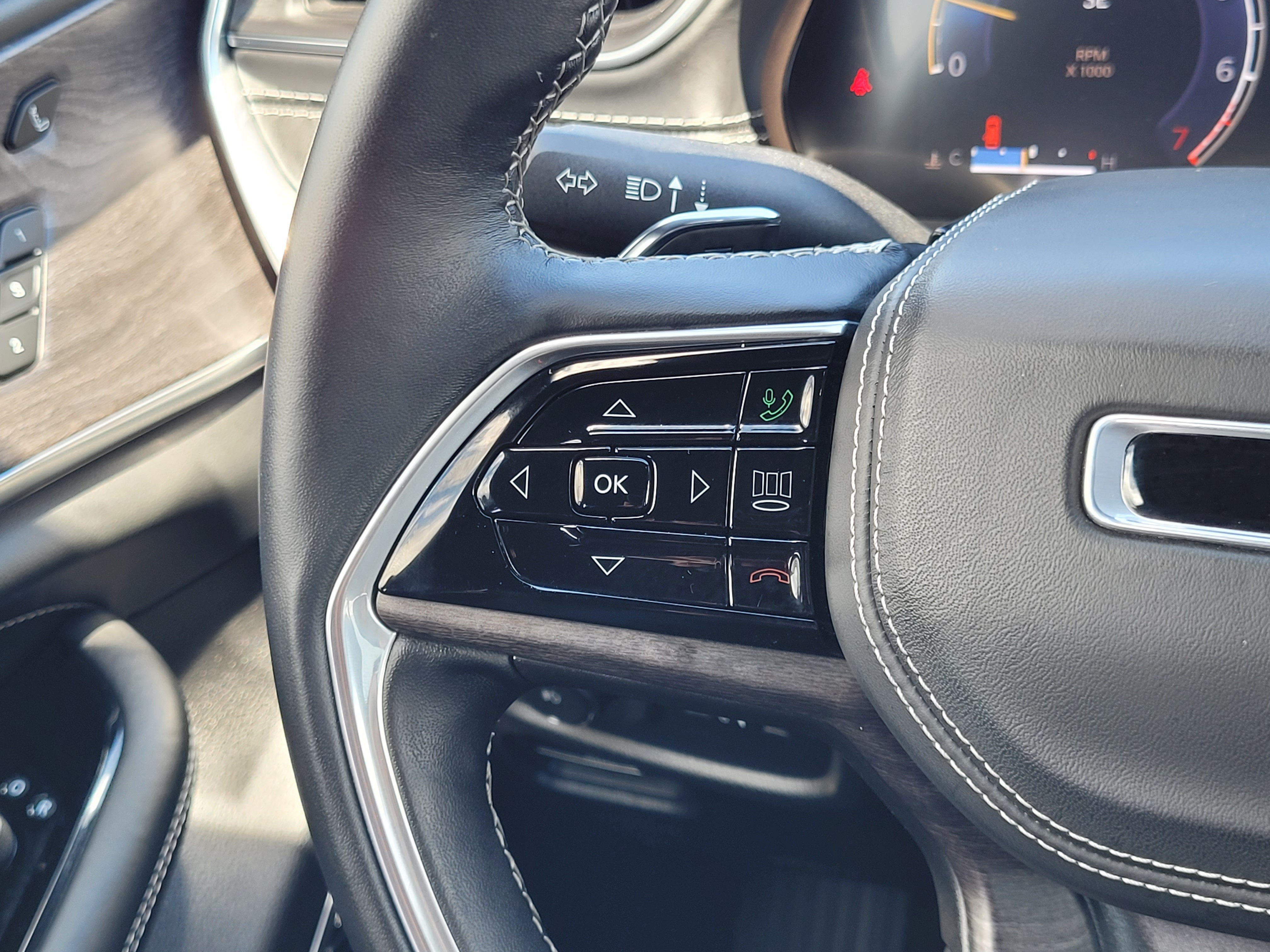 2022 Jeep Grand Cherokee Overland