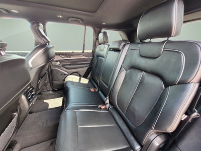 2022 Jeep Grand Cherokee Overland