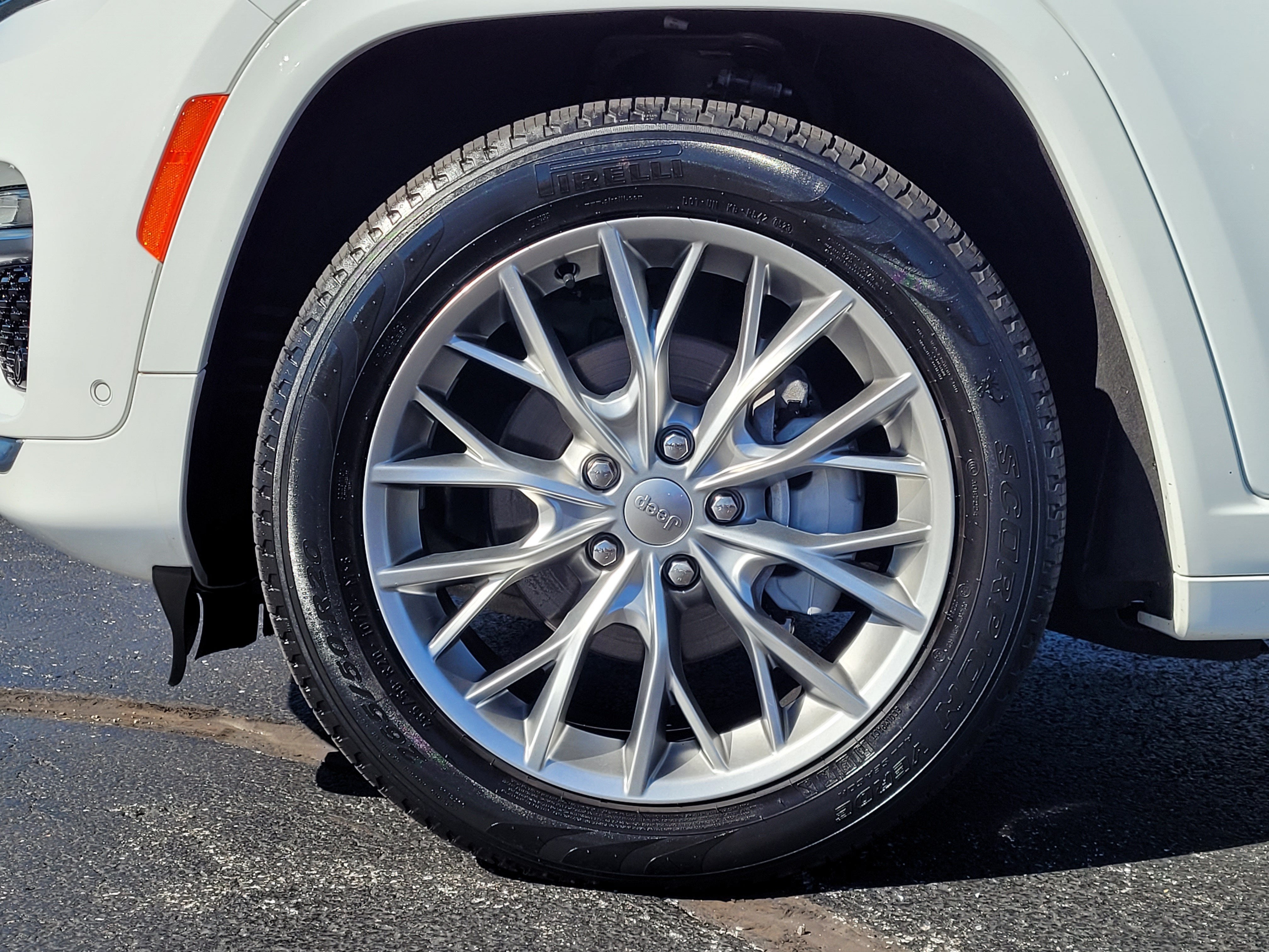 2023 Jeep Grand Cherokee Summit