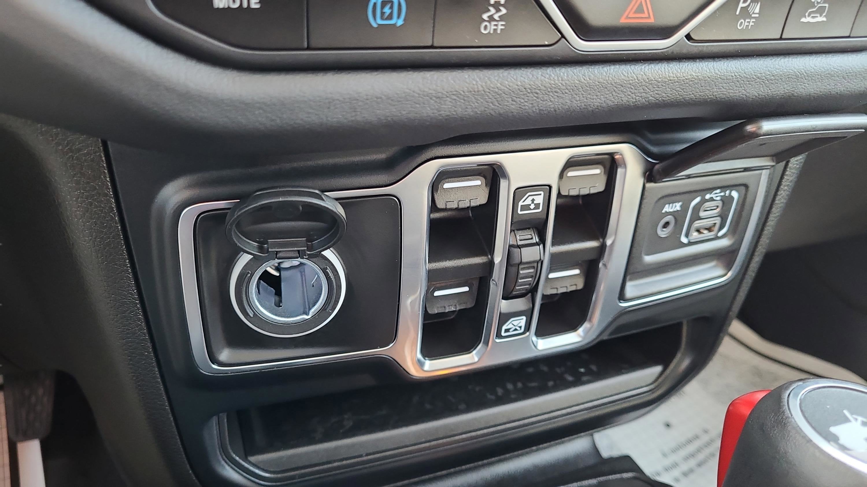 2024 Jeep Wrangler Sahara 4xe