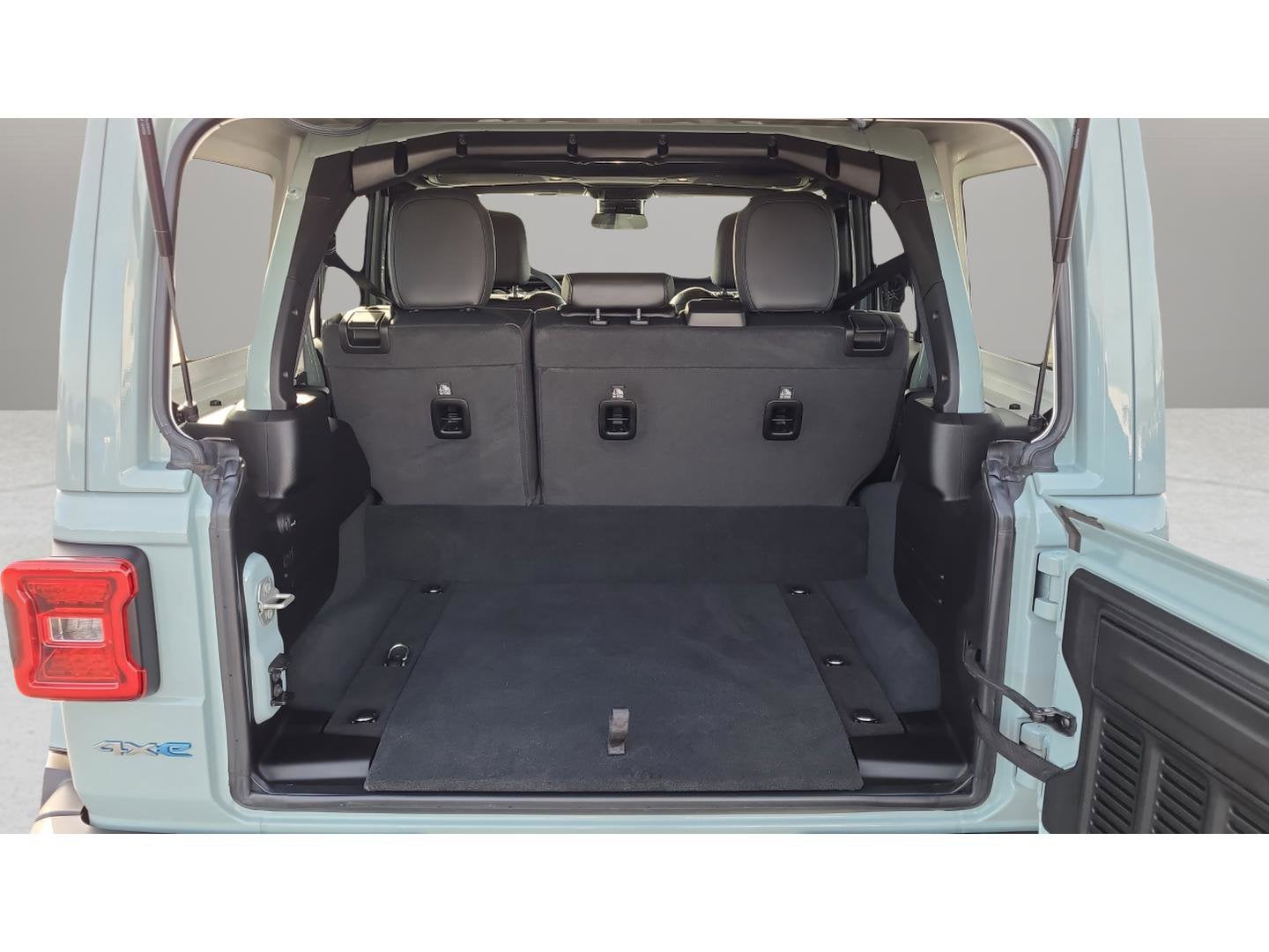 2024 Jeep Wrangler Sahara 4xe