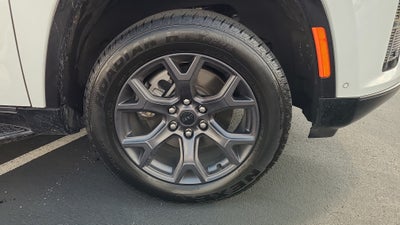 2026 Jeep Grand Wagoneer Limited Altitude