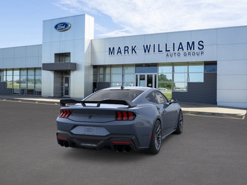 2025 Ford Mustang Dark Horse