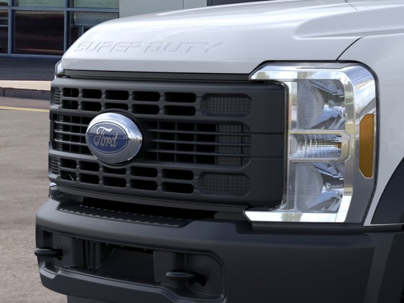 2025 Ford F-600SD XL
