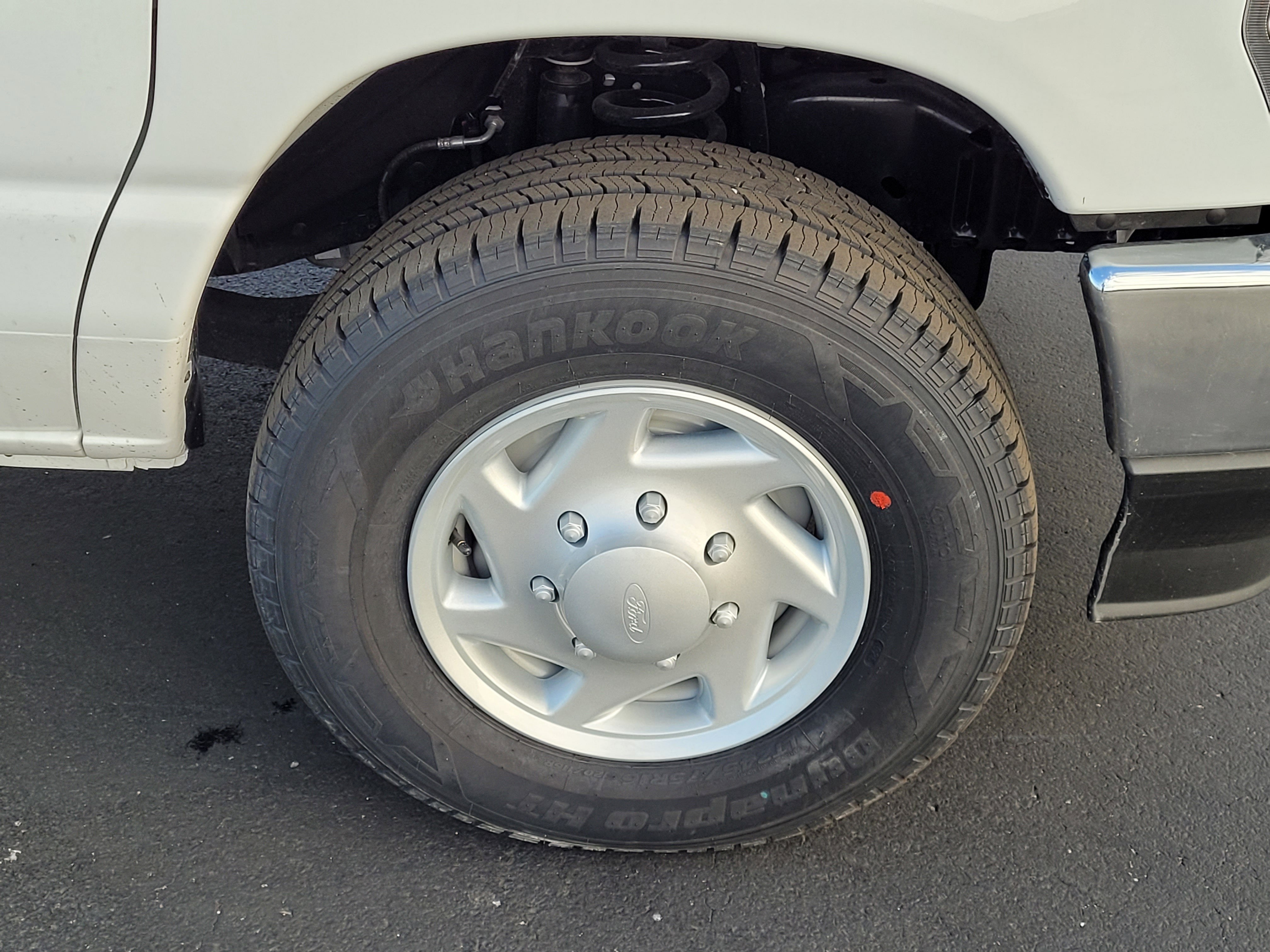 2026 Ford E-350SD Base Cutaway