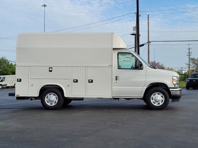 2026 Ford E-350SD Base Cutaway