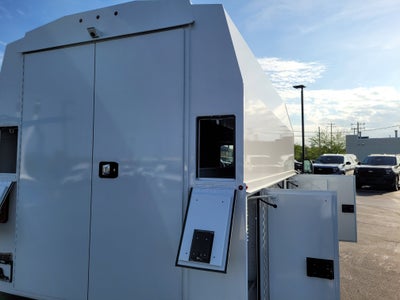 2026 Ford E-350SD Base Cutaway