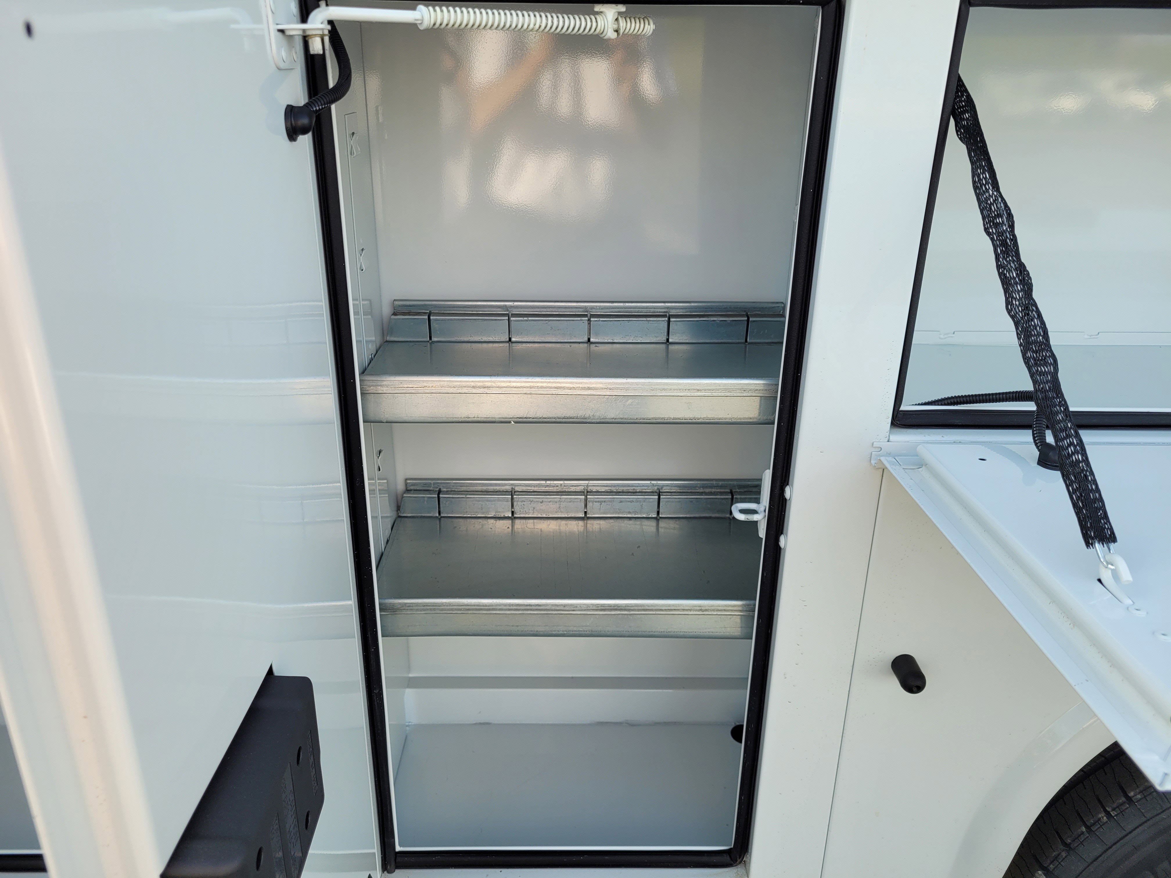 2026 Ford E-350SD Base Cutaway