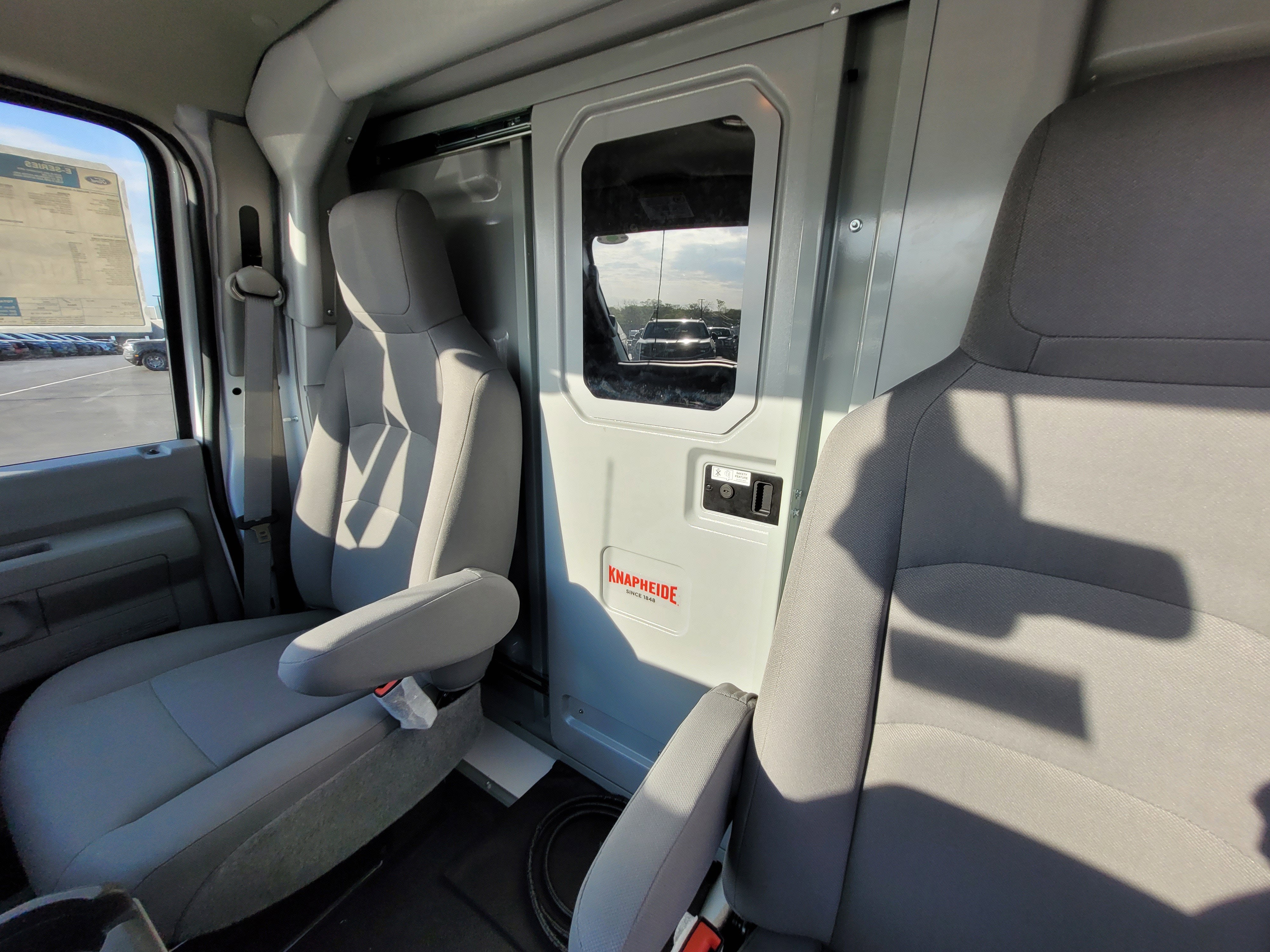 2026 Ford E-350SD Base Cutaway