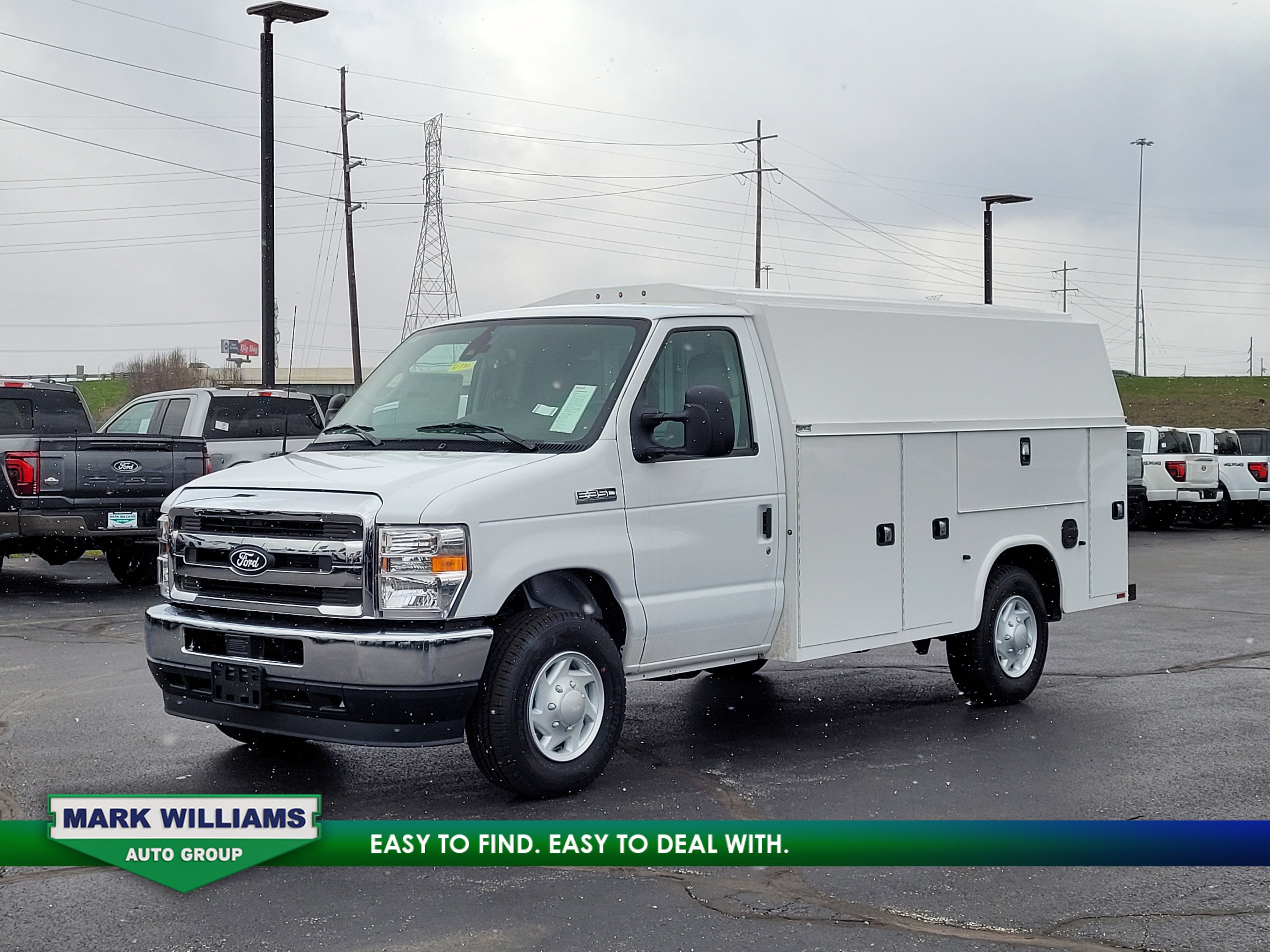 2026 Ford E-350SD Base Cutaway