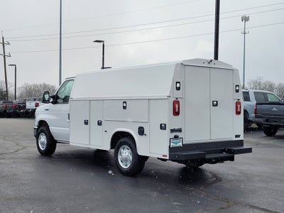 2026 Ford E-350SD Base Cutaway