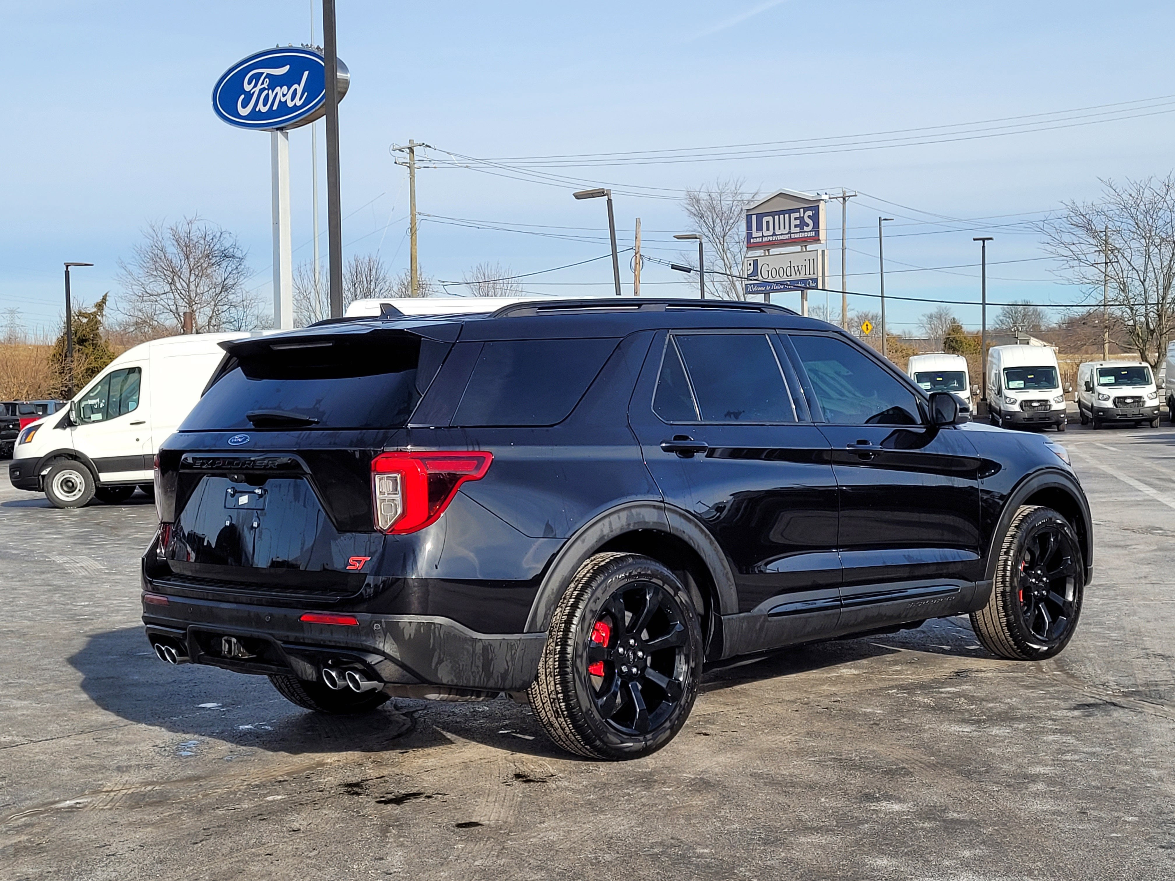 2023 Ford Explorer ST