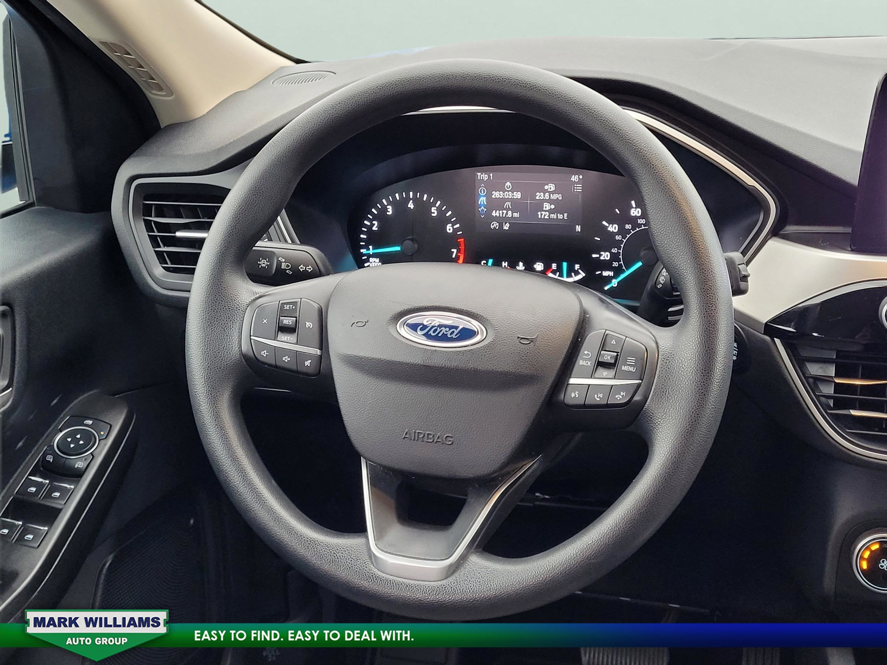 2020 Ford Escape SE