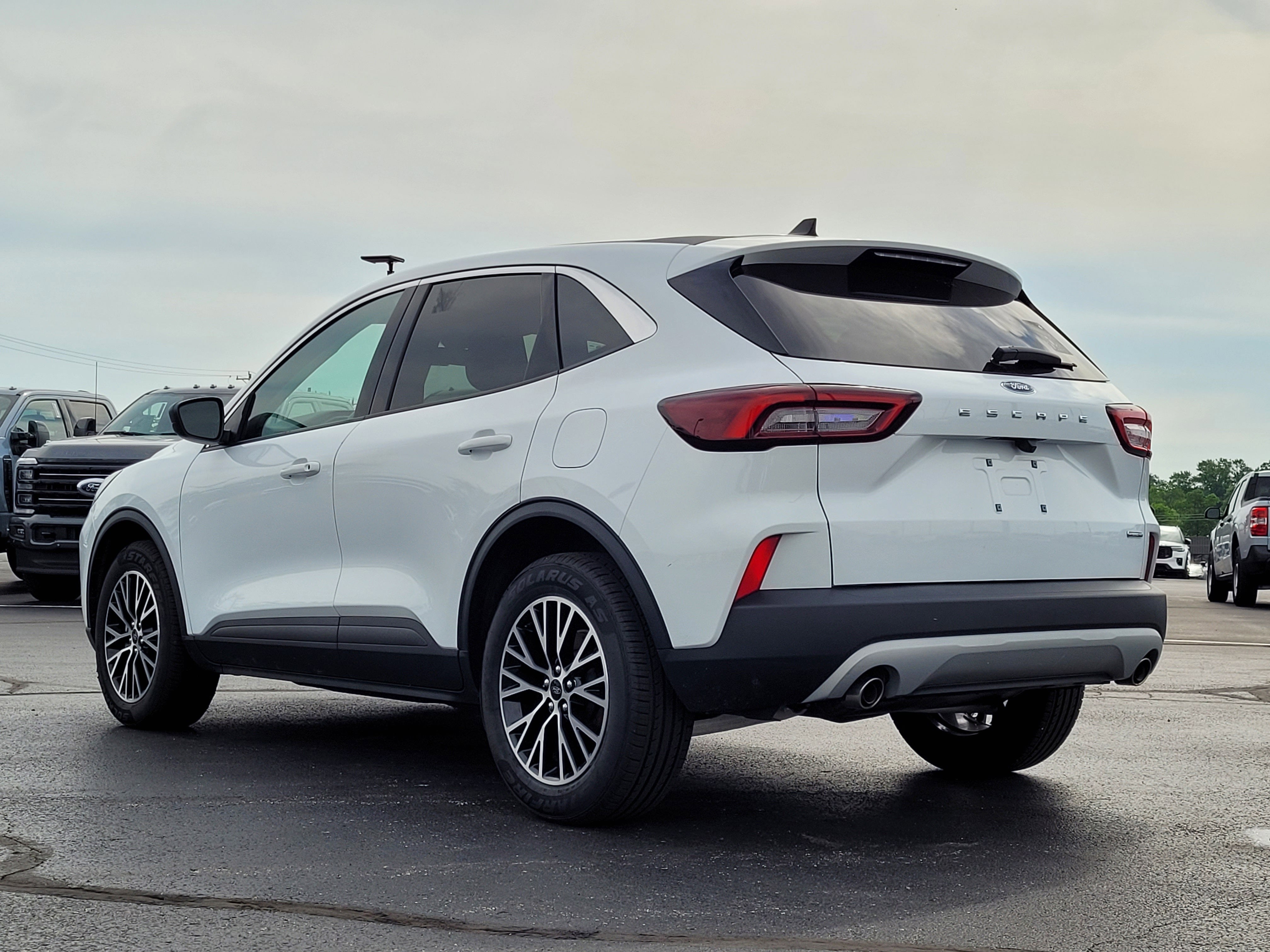 2023 Ford Escape Hybrid Active