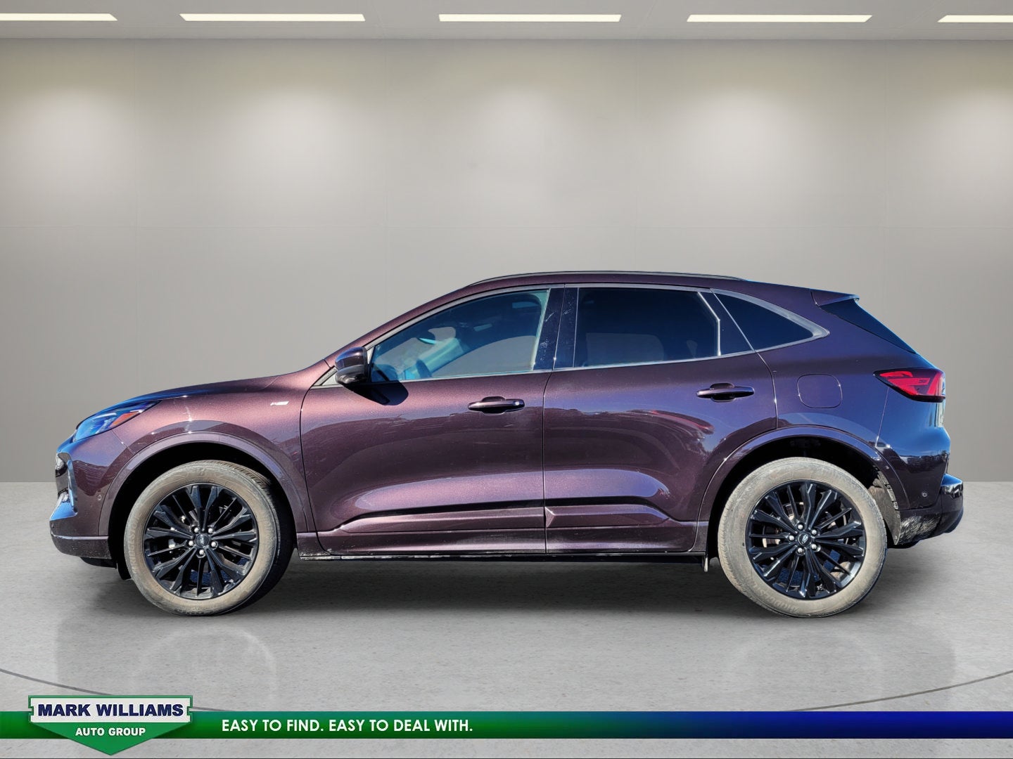 2023 Ford Escape ST-Line Elite
