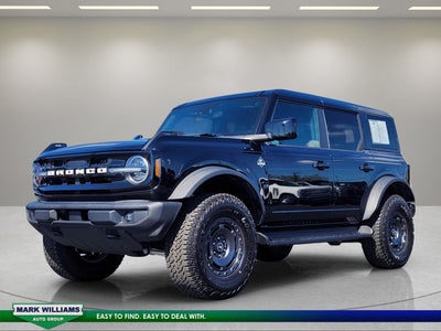 2025 Ford Bronco Outer Banks
