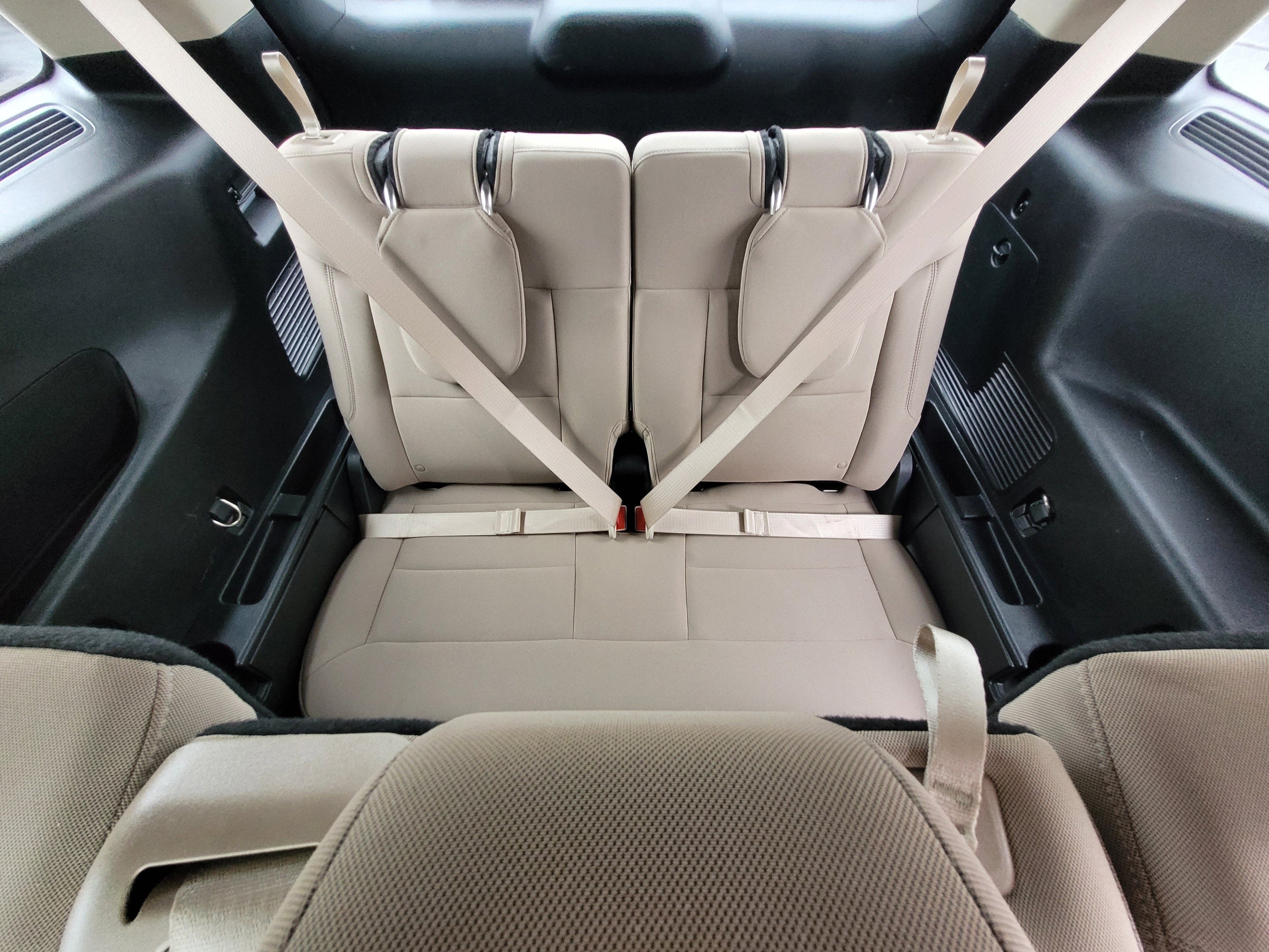 2020 Ford Explorer Base