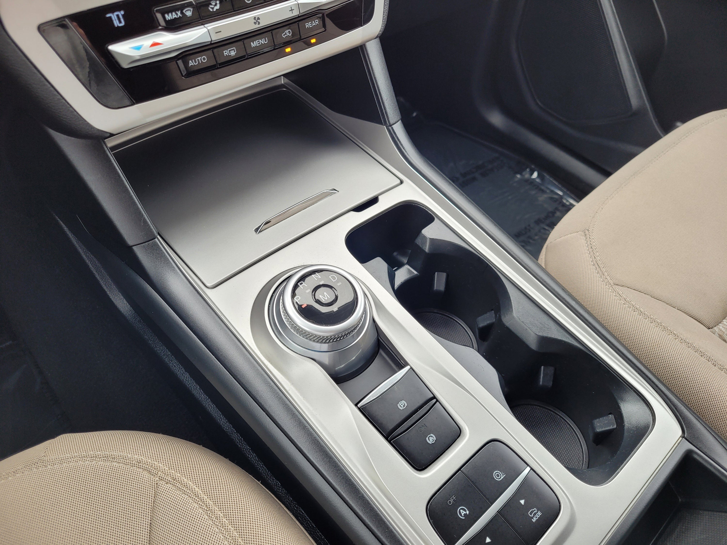 2020 Ford Explorer Base
