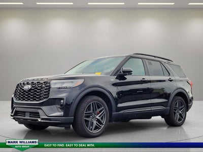 2025 Ford Explorer ST-Line