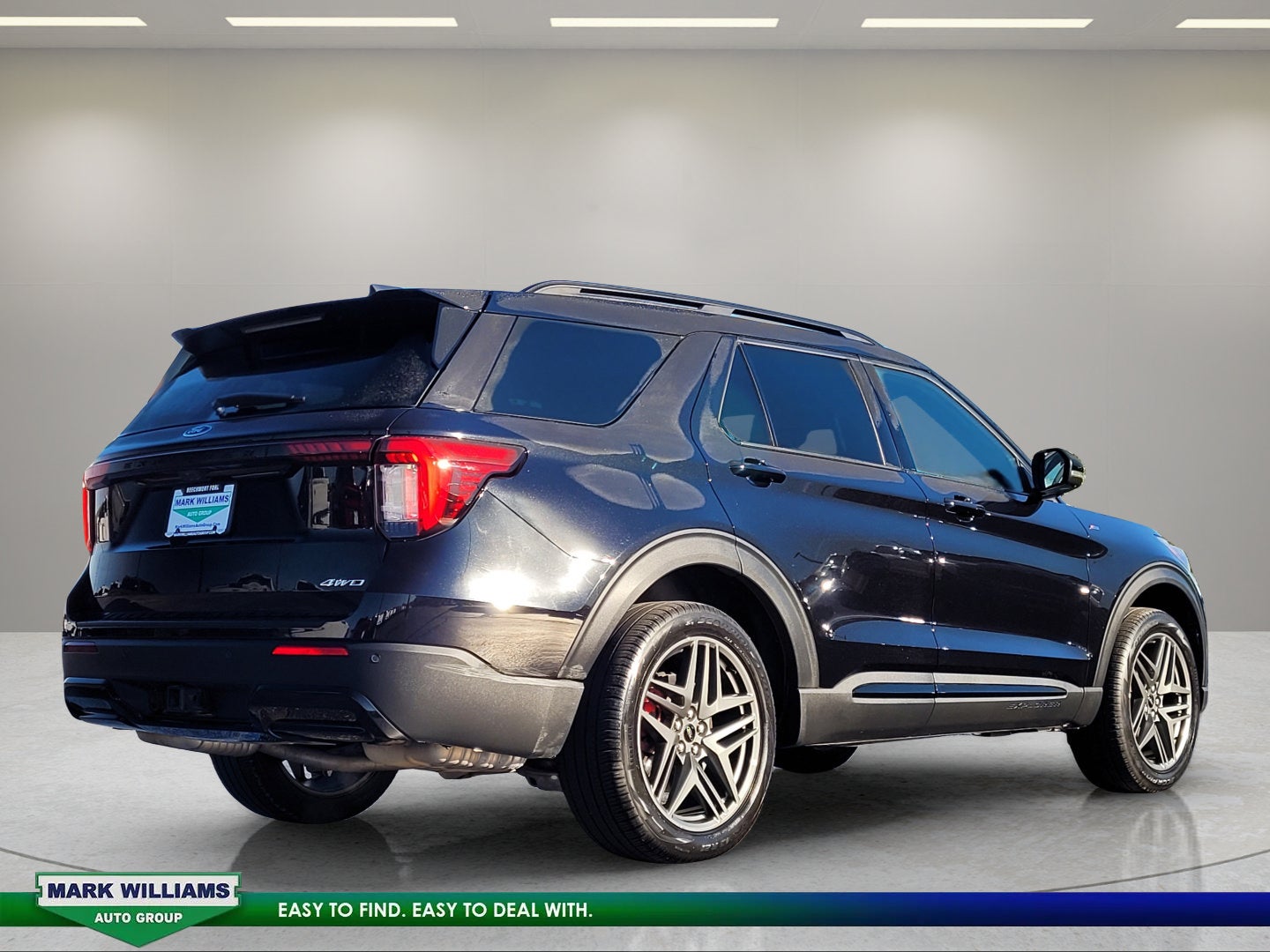 2025 Ford Explorer ST-Line