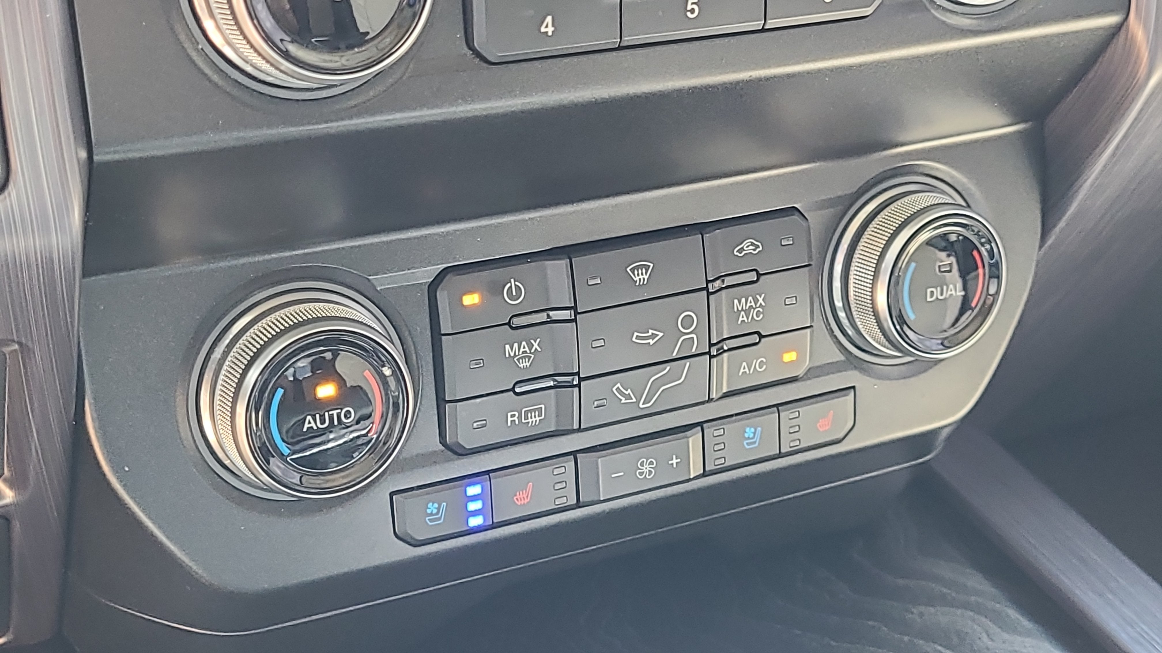 2021 Ford F-350SD Limited