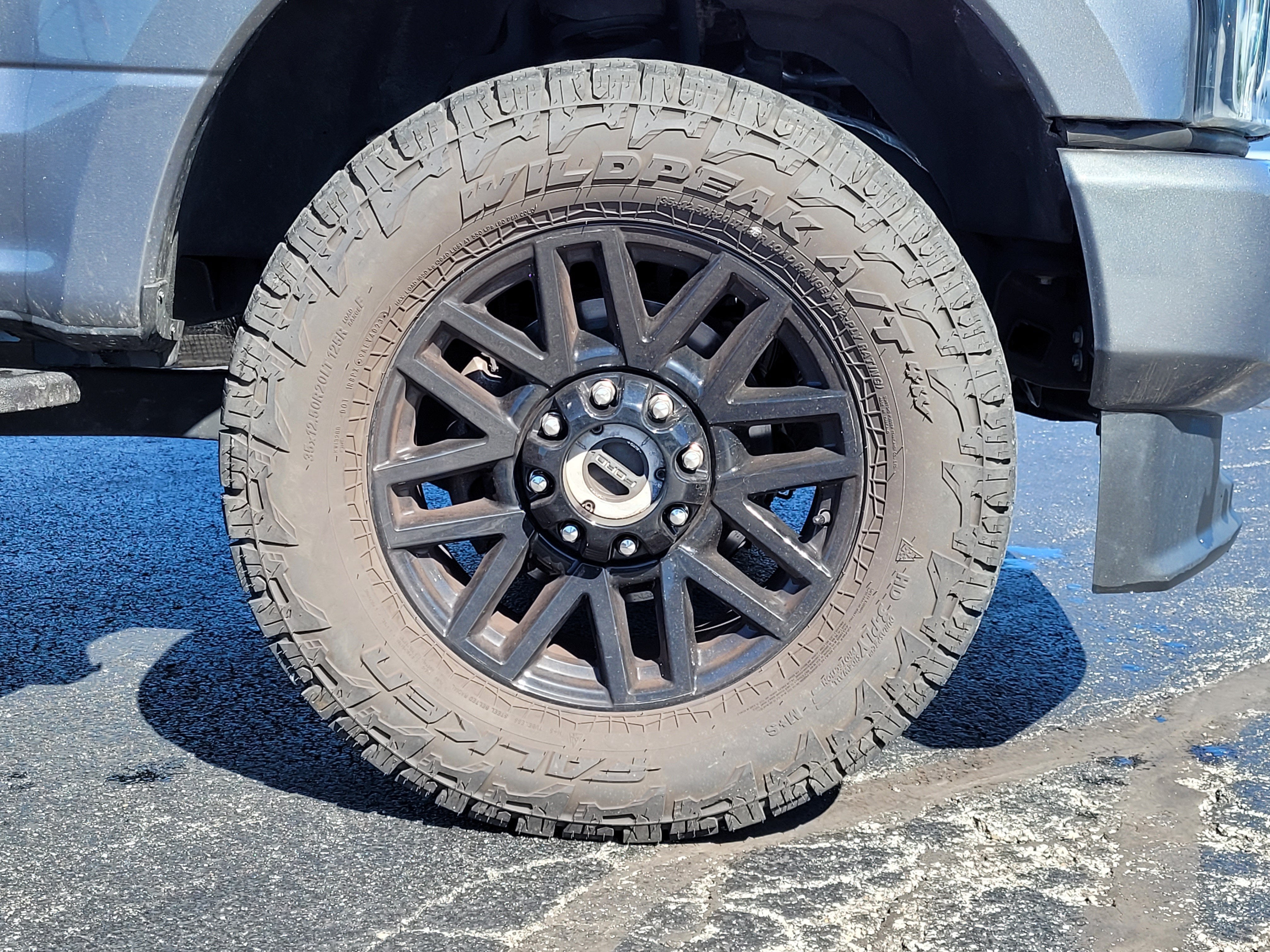 2022 Ford F-350SD Lariat