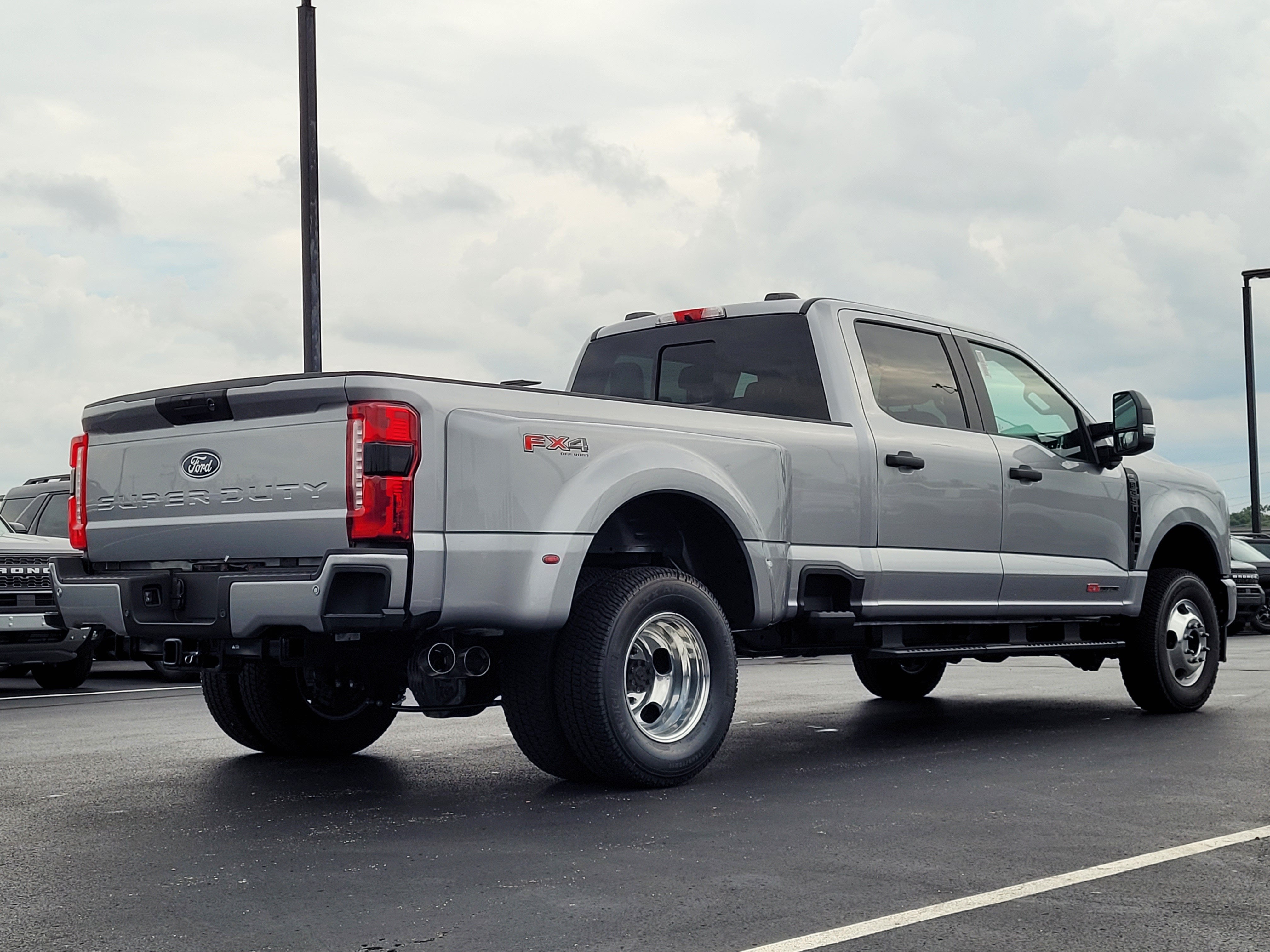 2027 Ford F-350SD XL DRW