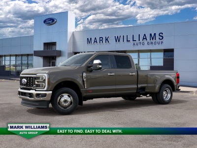 2027 Ford F-350SD Lariat DRW