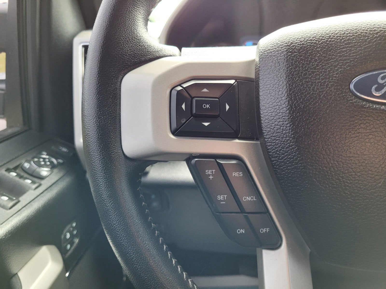 2020 Ford F-350SD Lariat DRW