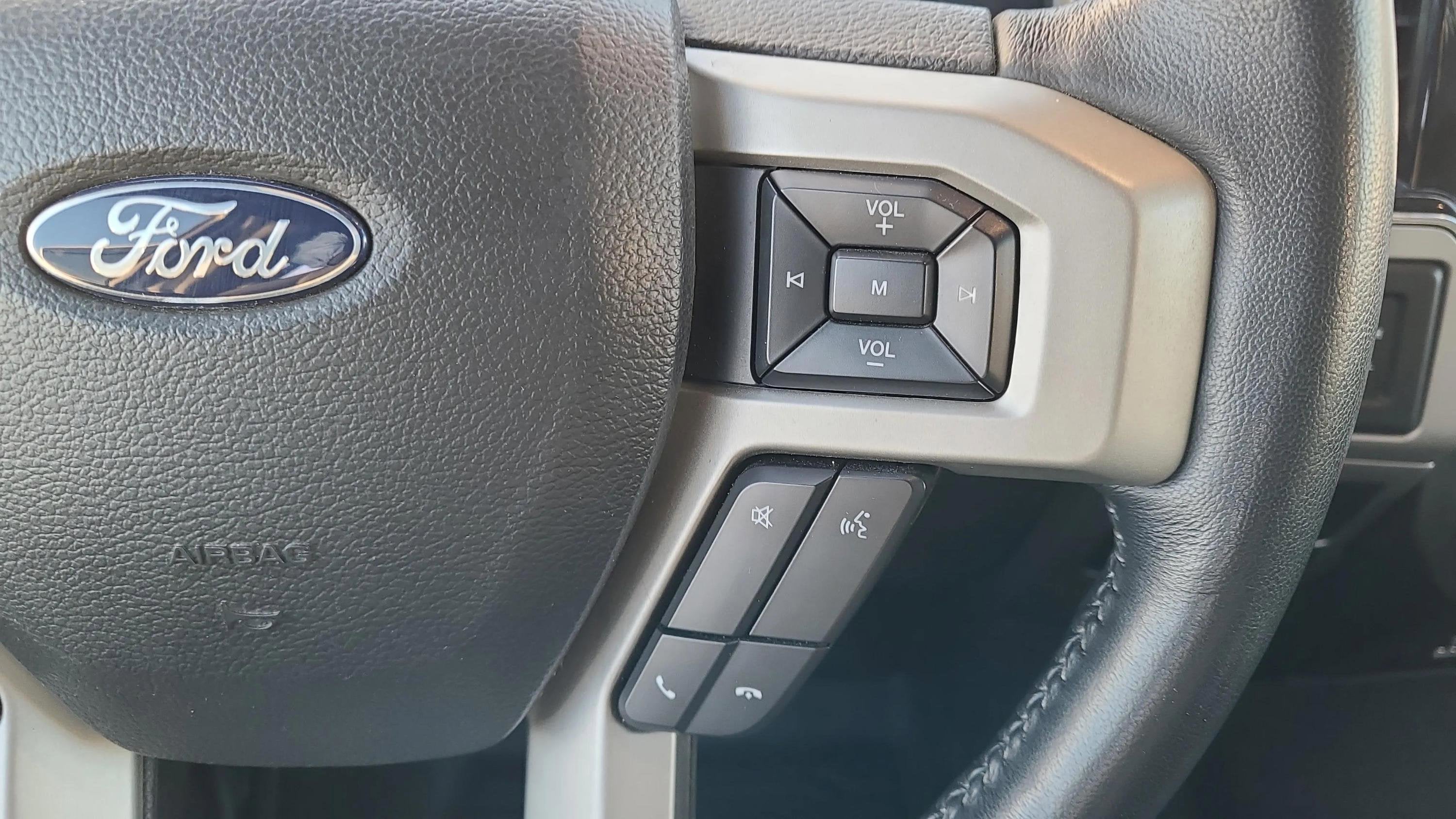 2022 Ford F-350SD Lariat DRW