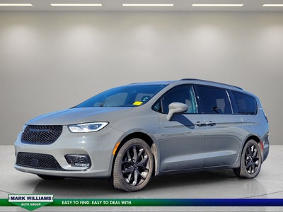 2021 Chrysler Pacifica Touring