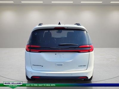 2025 Chrysler Pacifica Limited