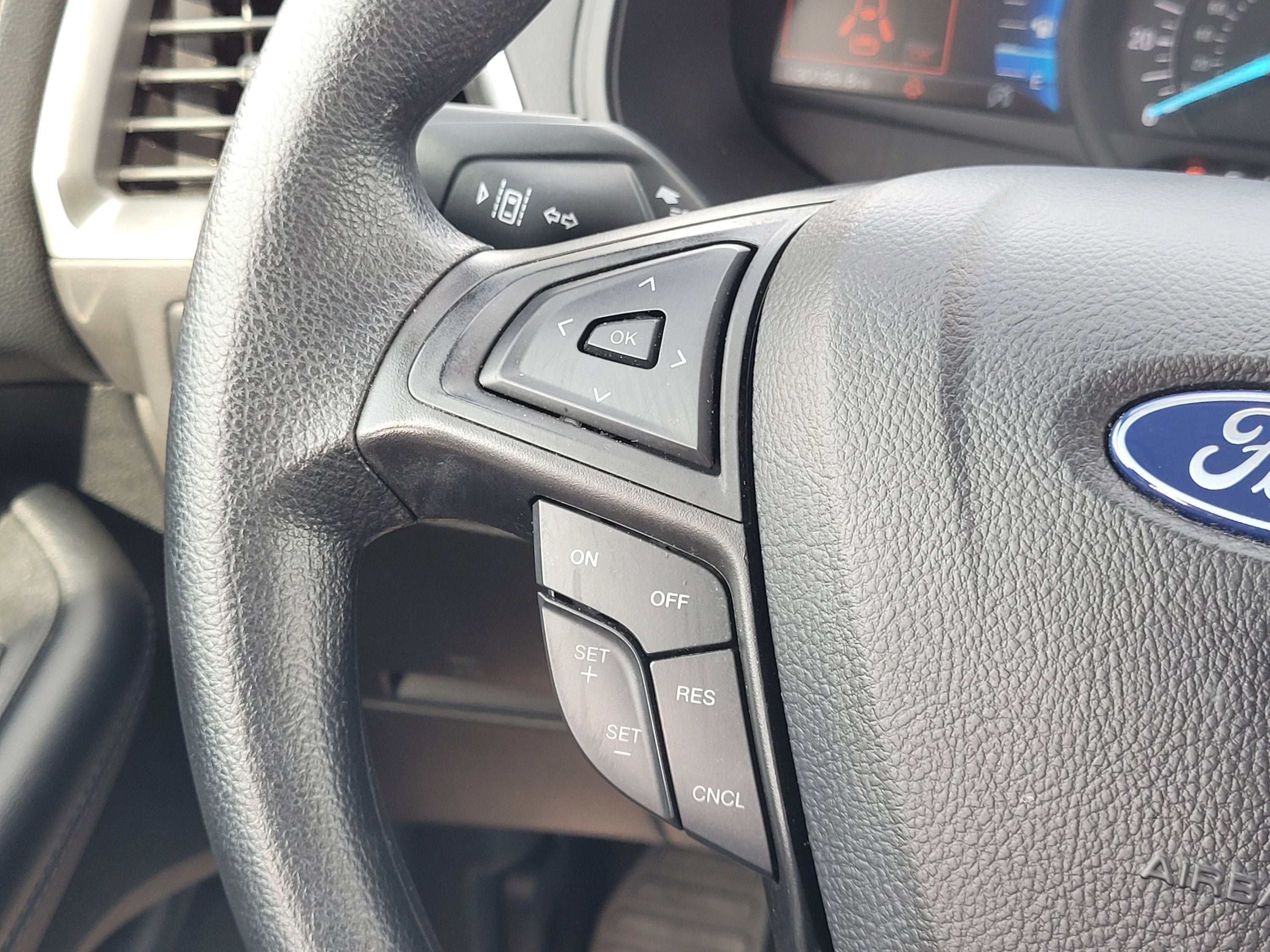 2024 Ford Edge SE