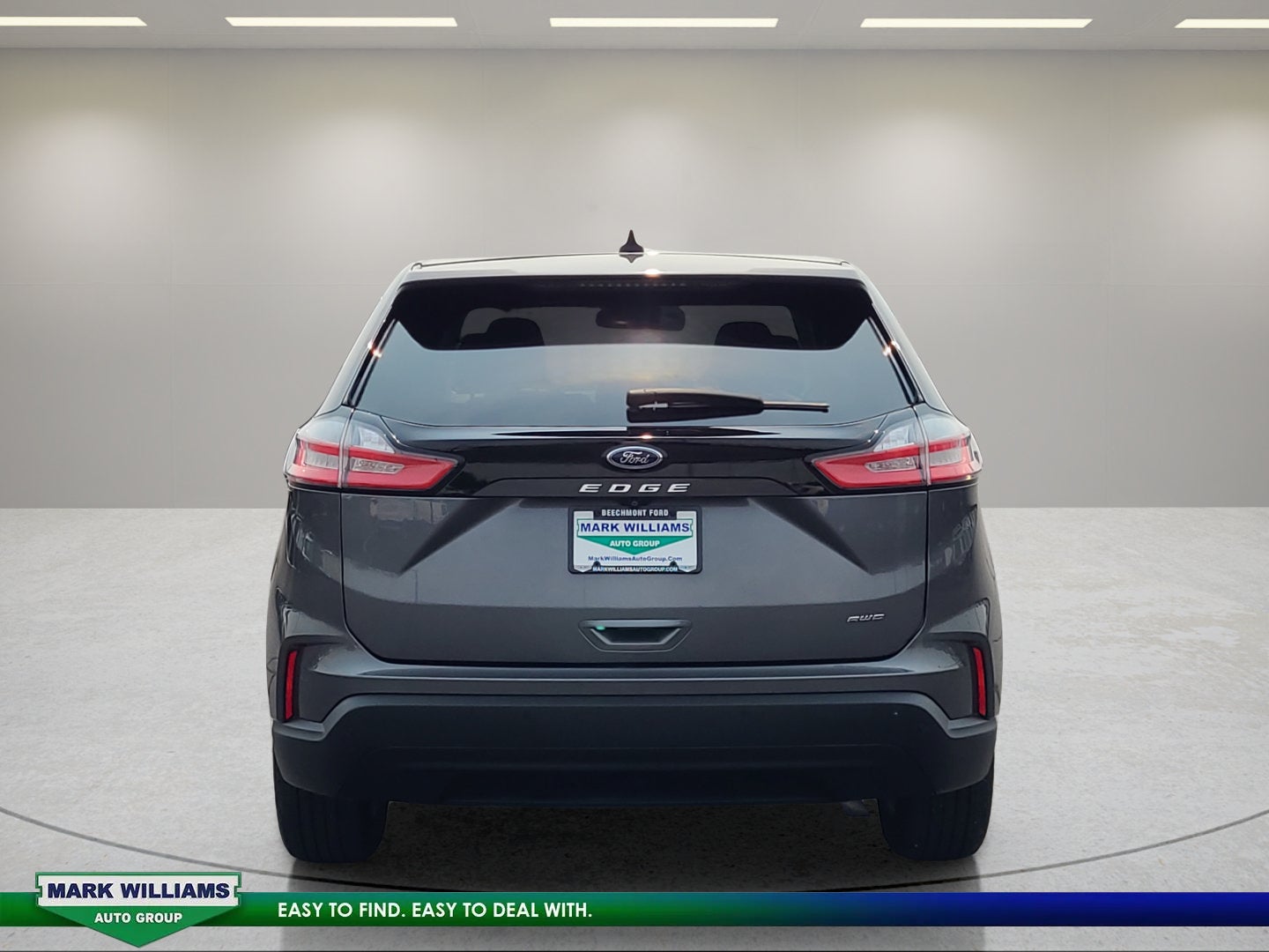 2022 Ford Edge SE