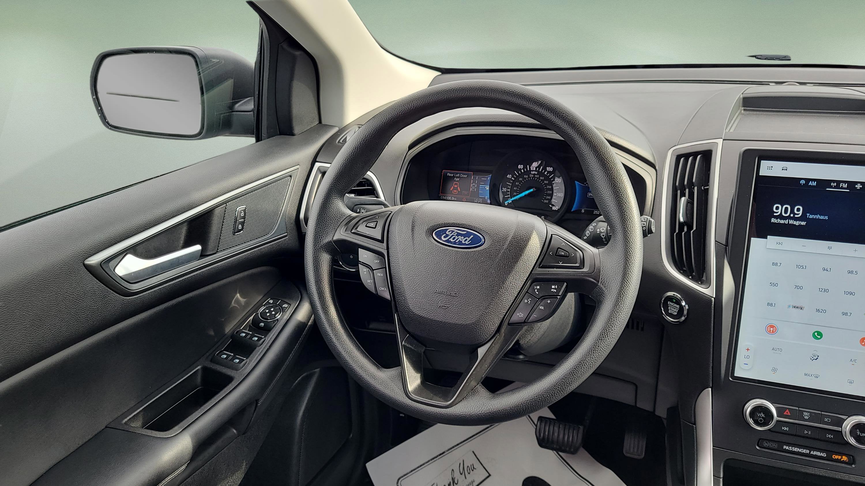 2024 Ford Edge SE