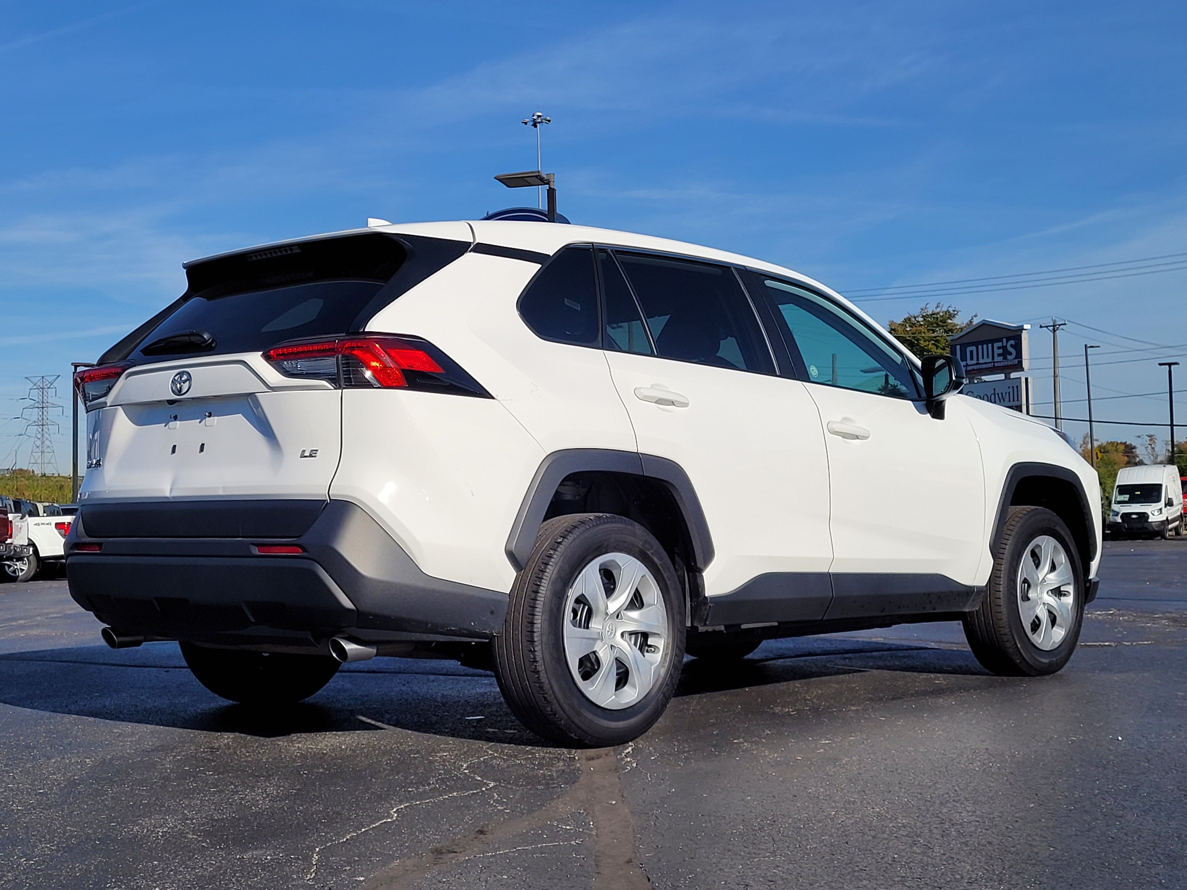 2025 Toyota RAV4 LE