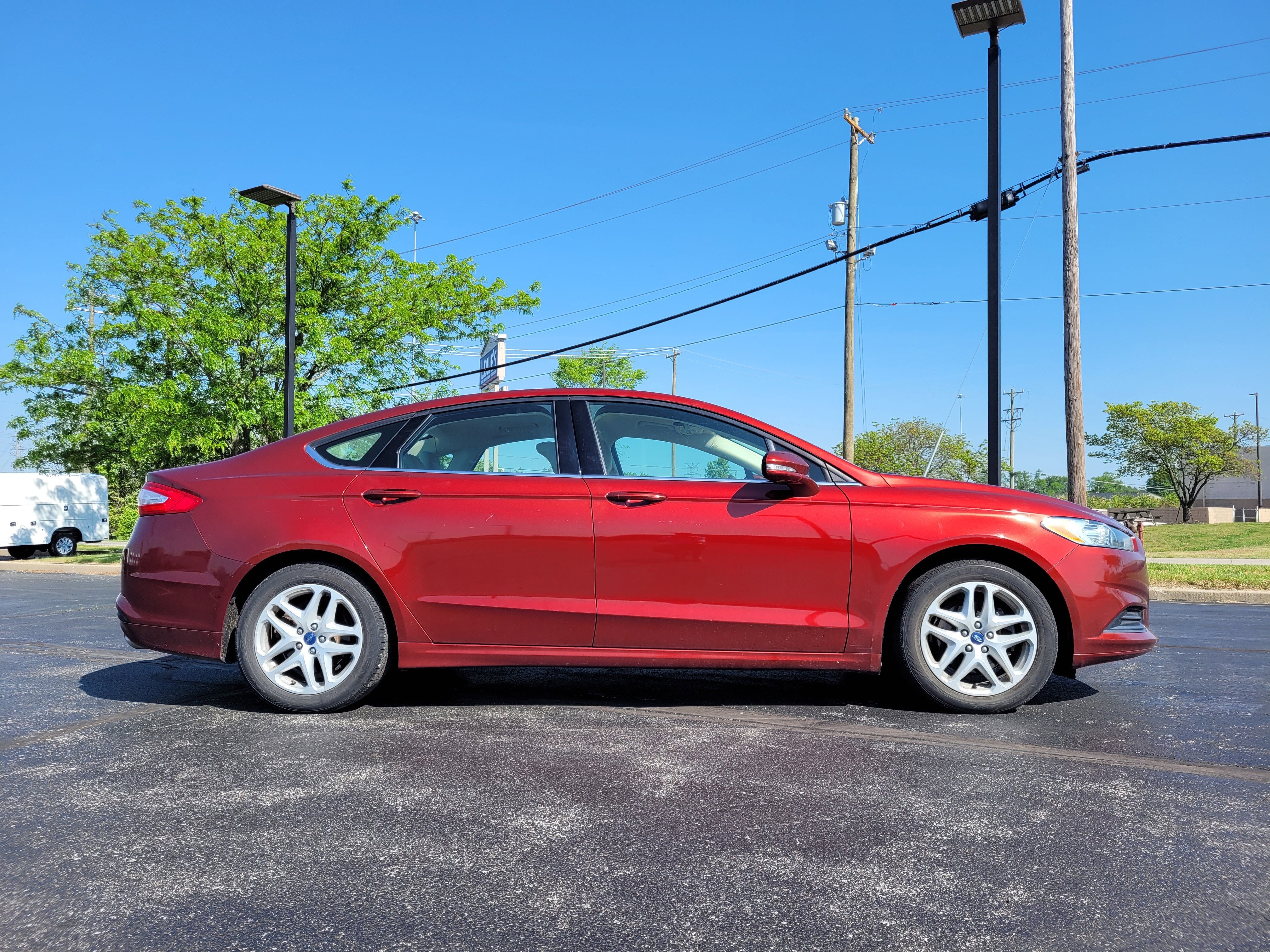 2014 Ford Fusion SE