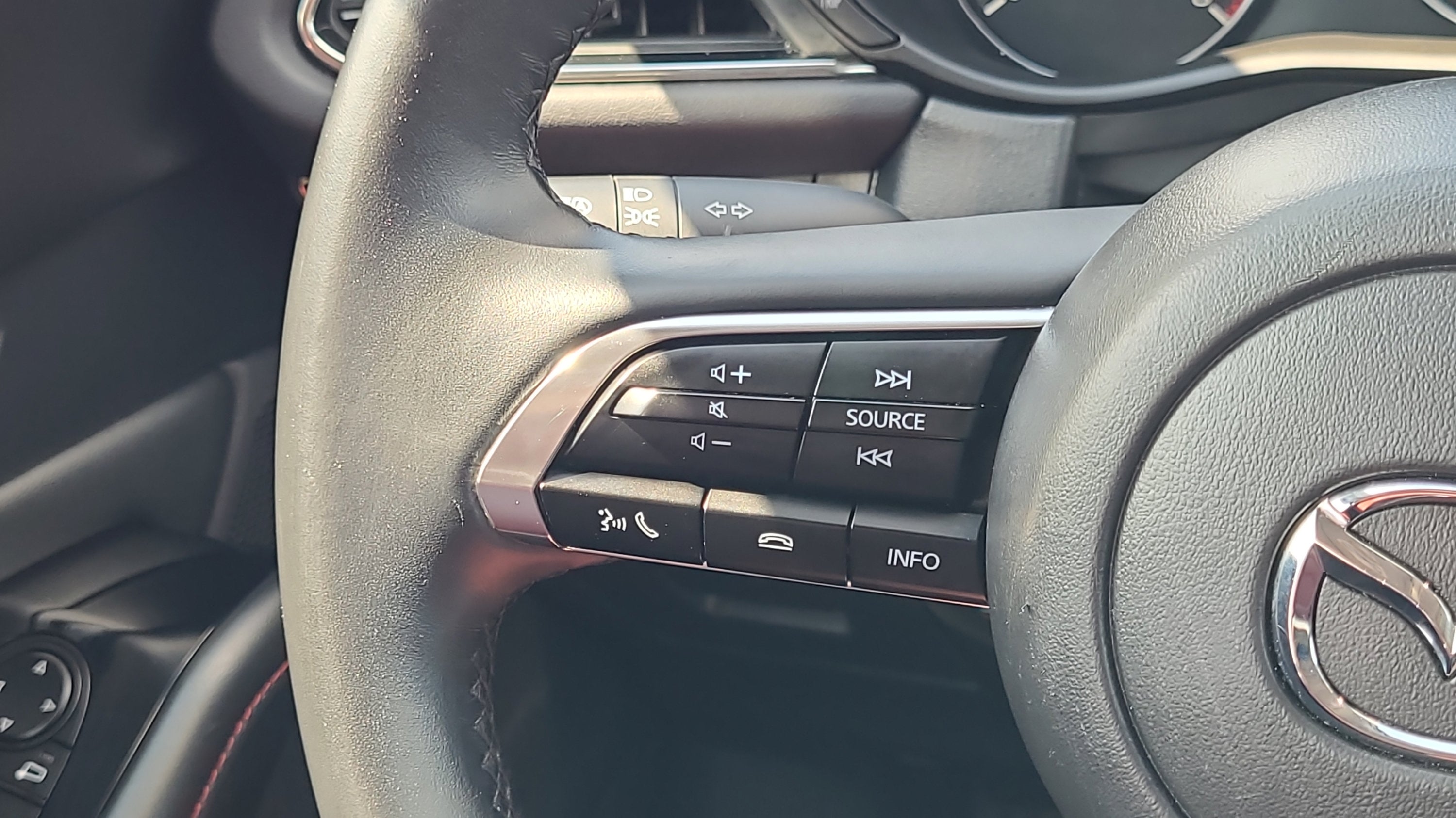 2025 Mazda Mazda CX-30 2.5 S Carbon Edition