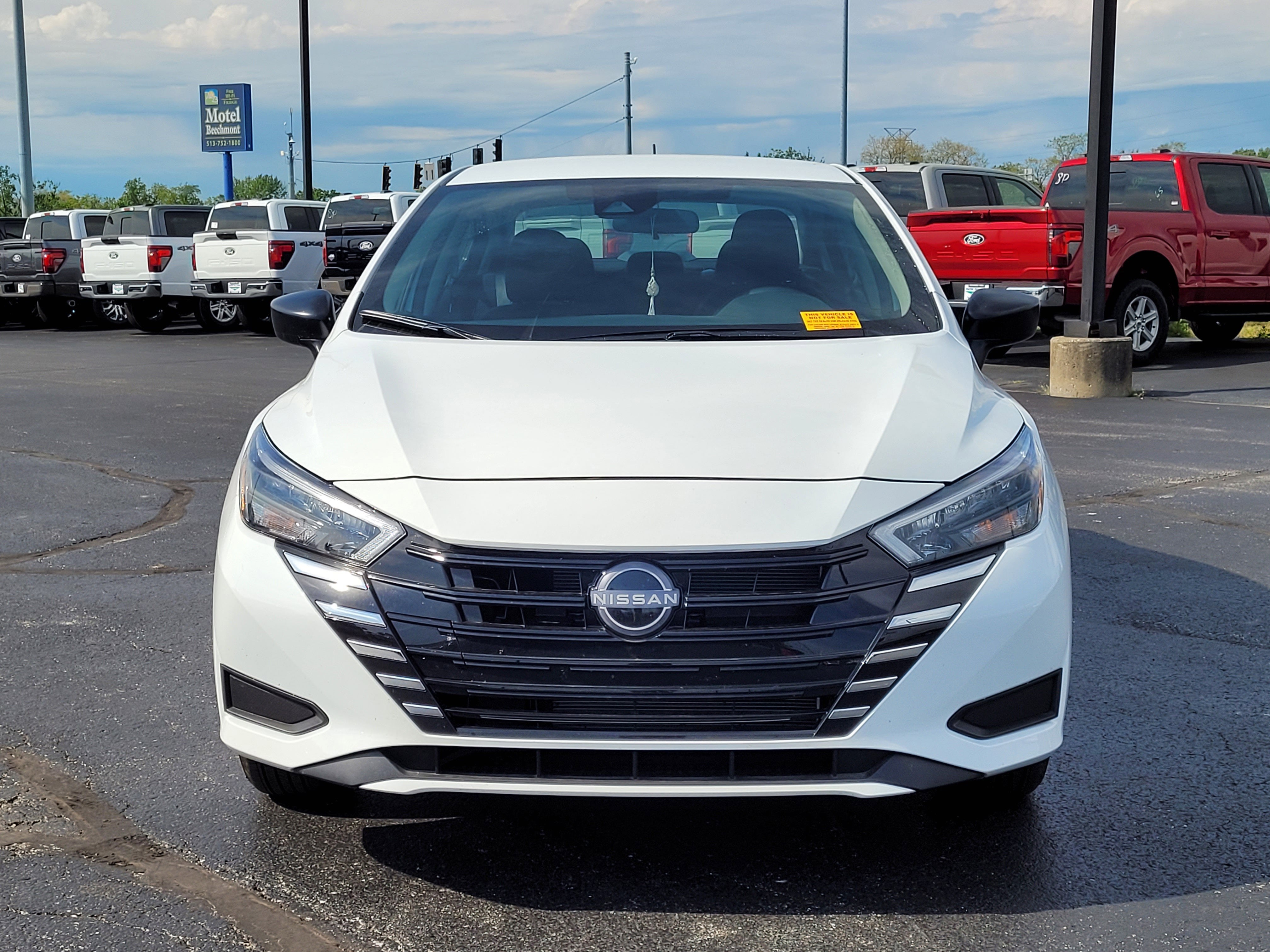 2025 Nissan Versa 1.6 S
