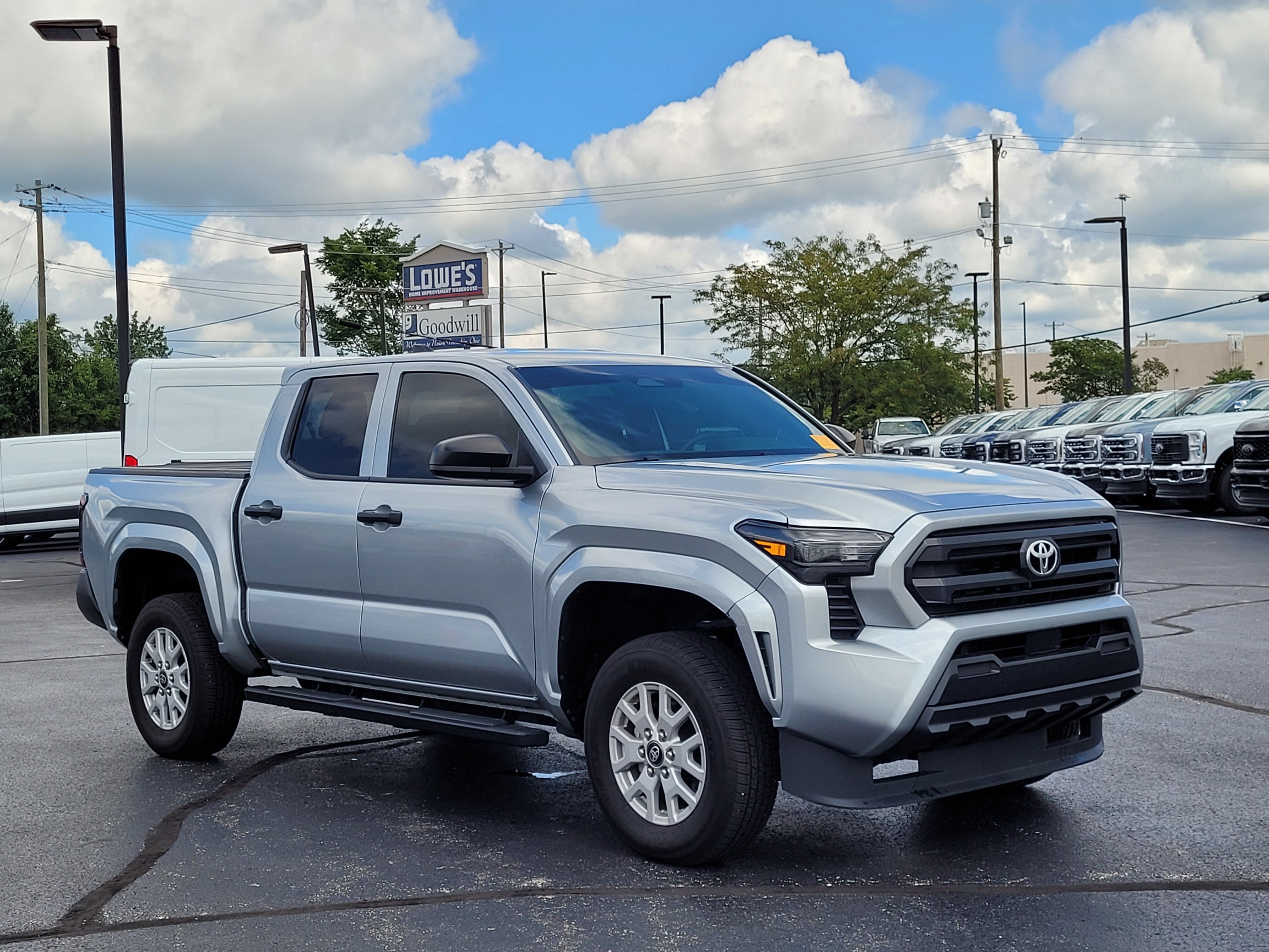 2025 Toyota Tacoma SR