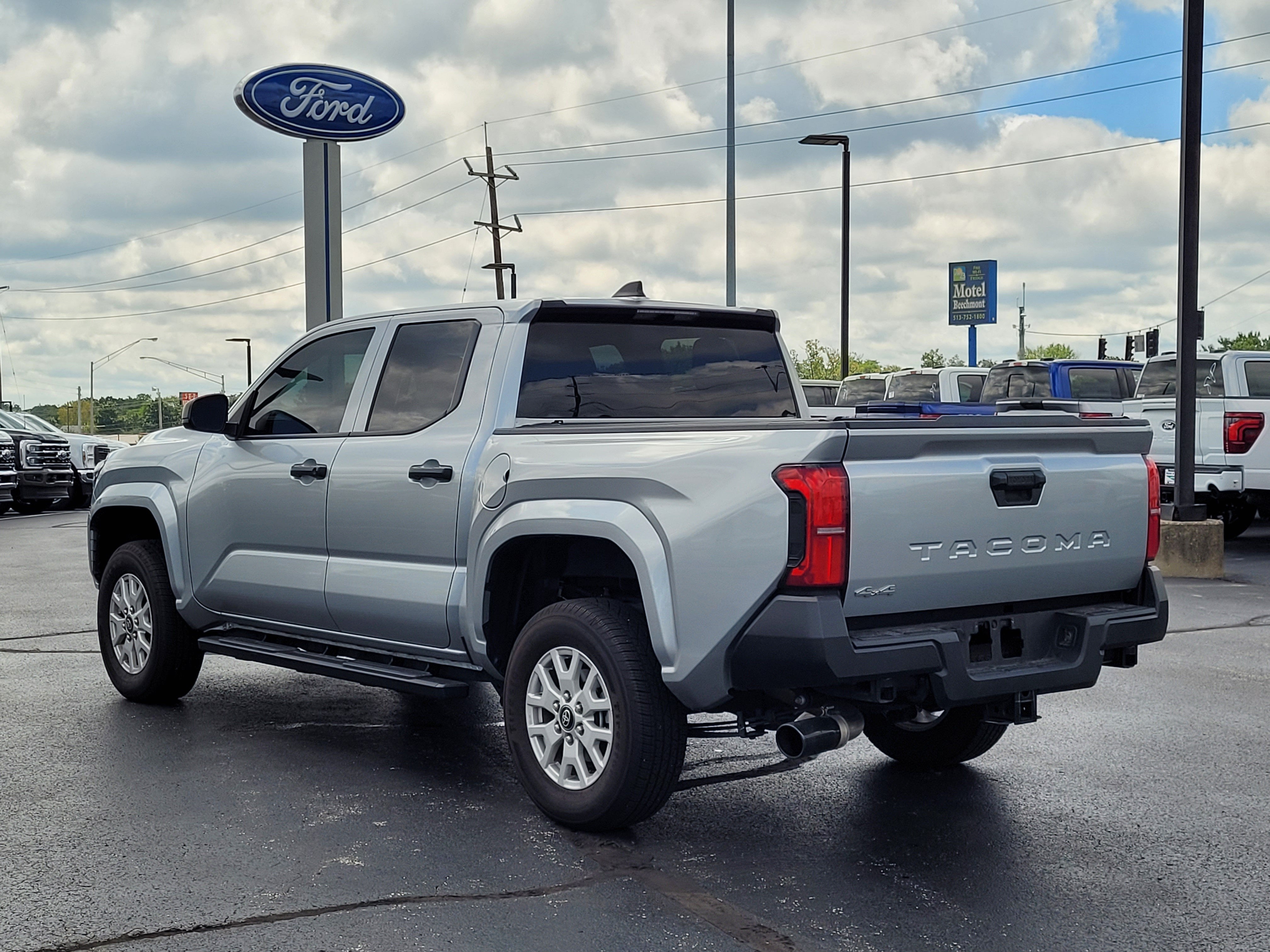 2025 Toyota Tacoma SR