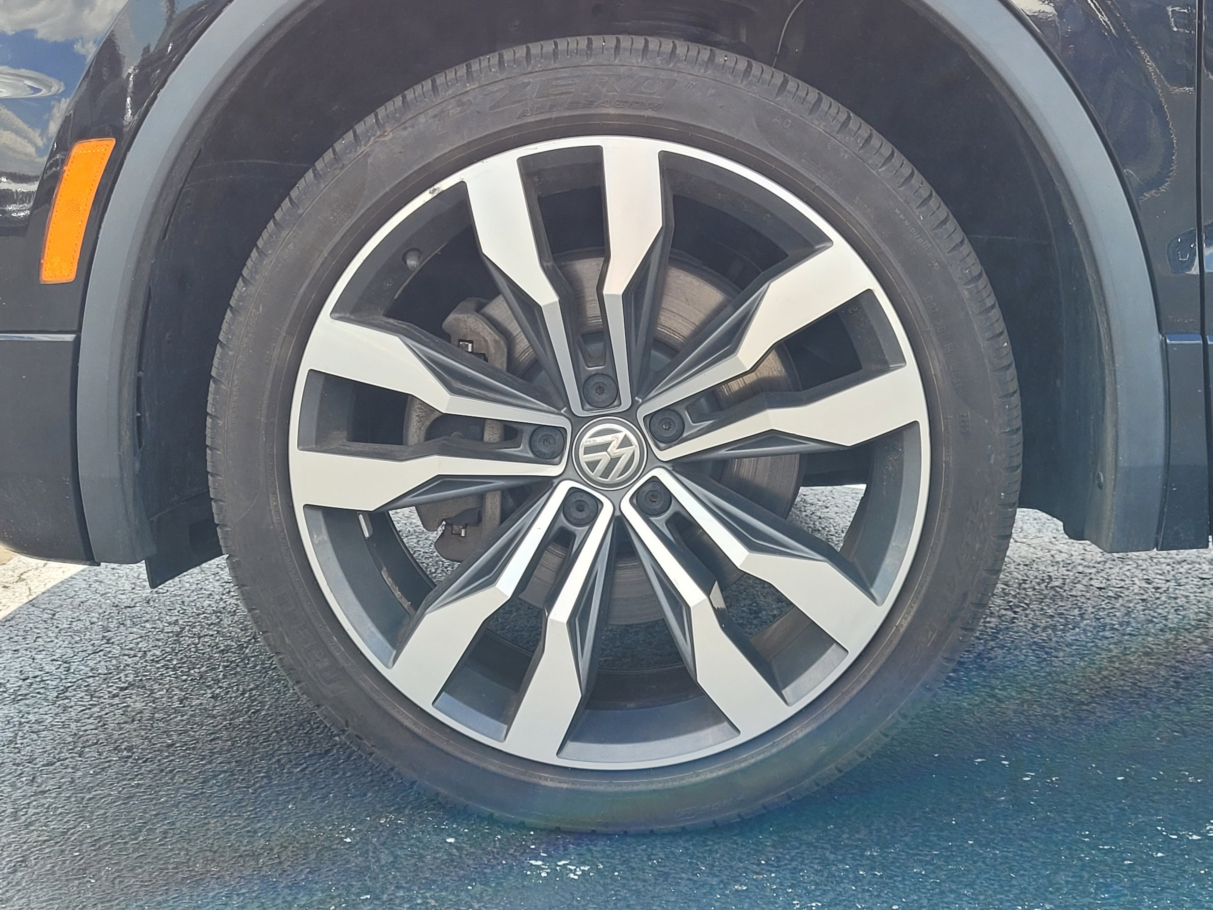 2019 Volkswagen Tiguan 2.0T SEL Premium R-Line 4Motion