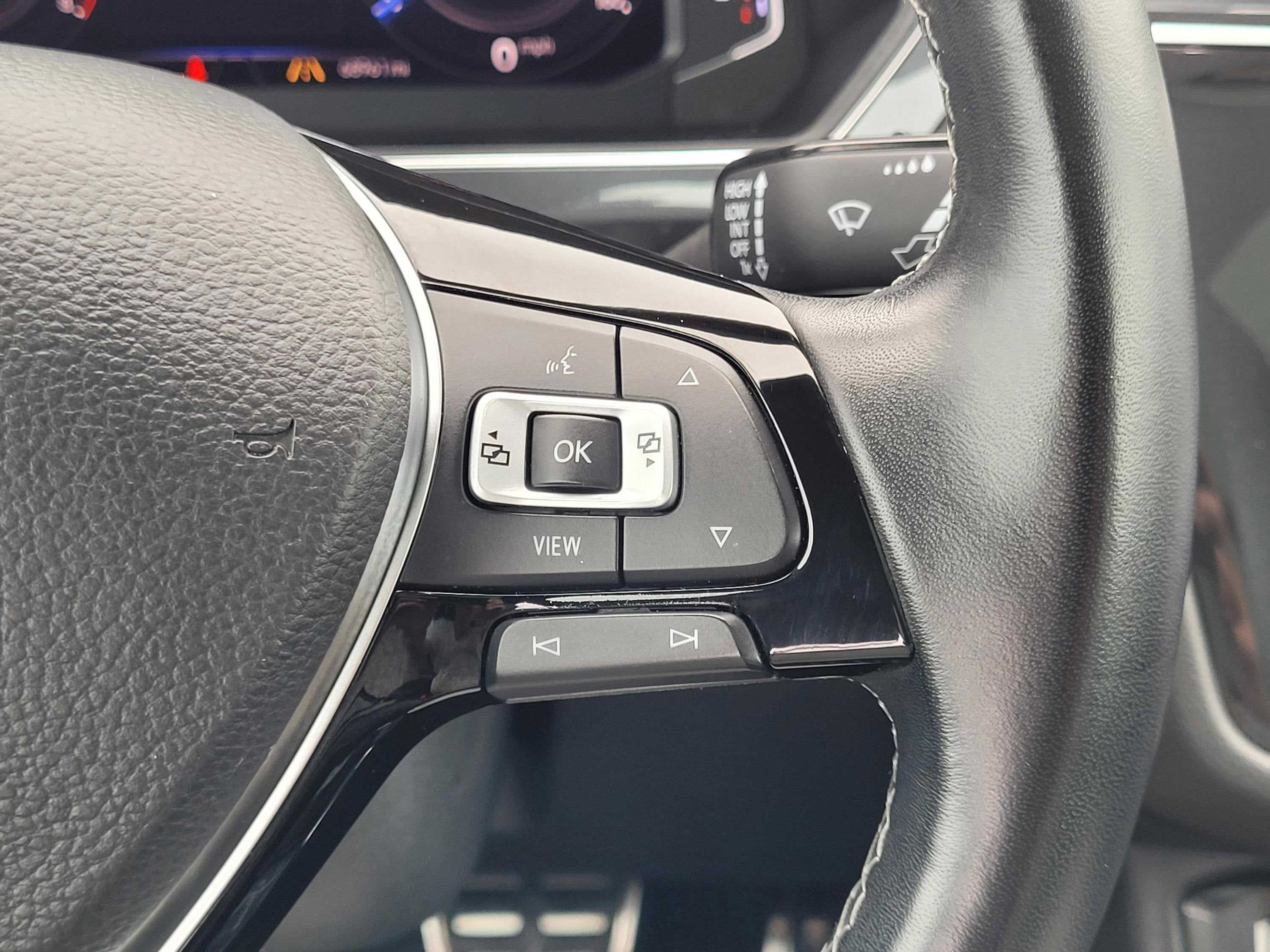 2019 Volkswagen Tiguan 2.0T SEL Premium R-Line 4Motion