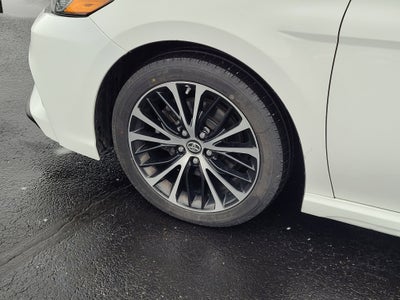 2019 Toyota Camry SE