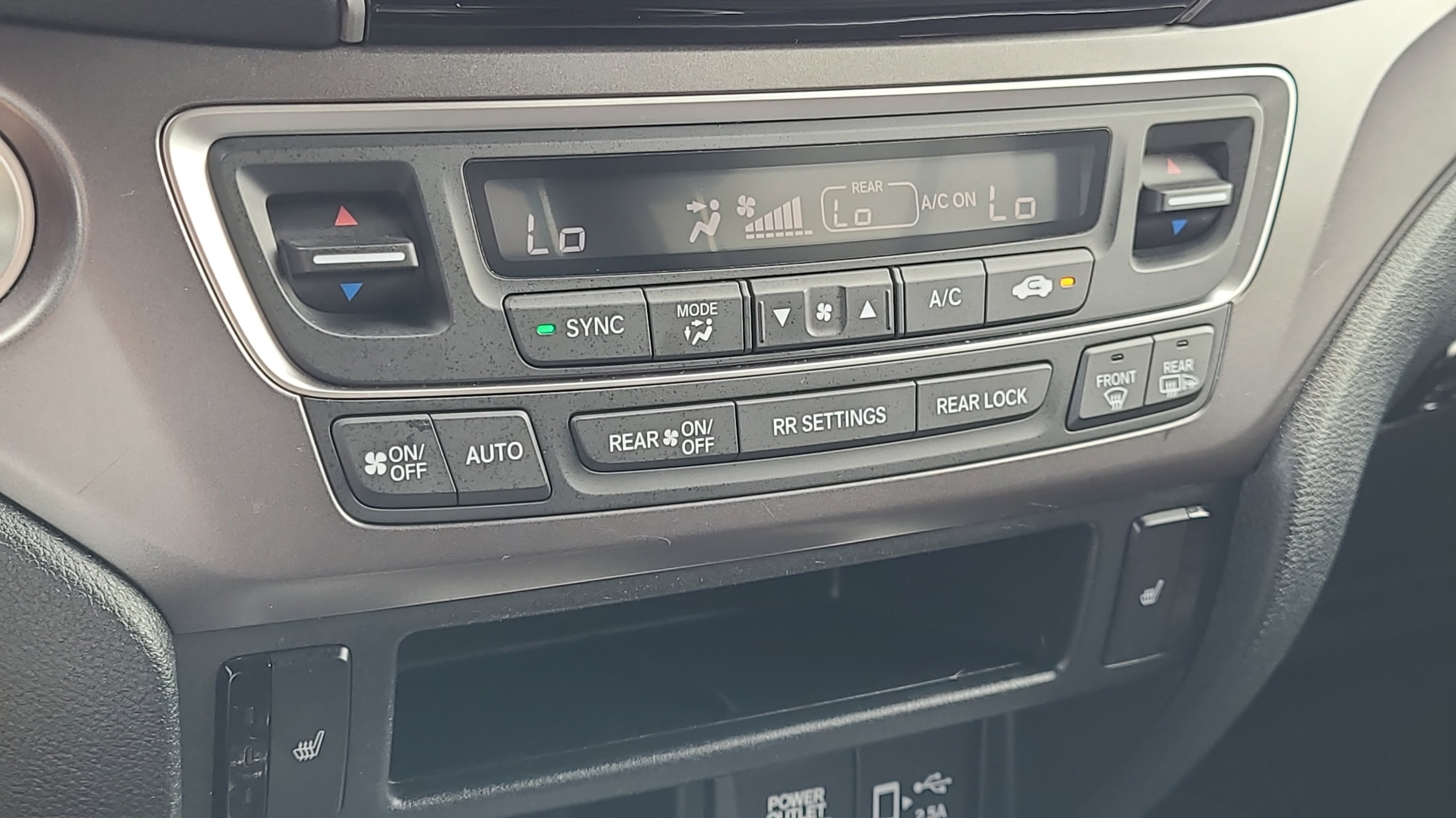2022 Honda Pilot Sport