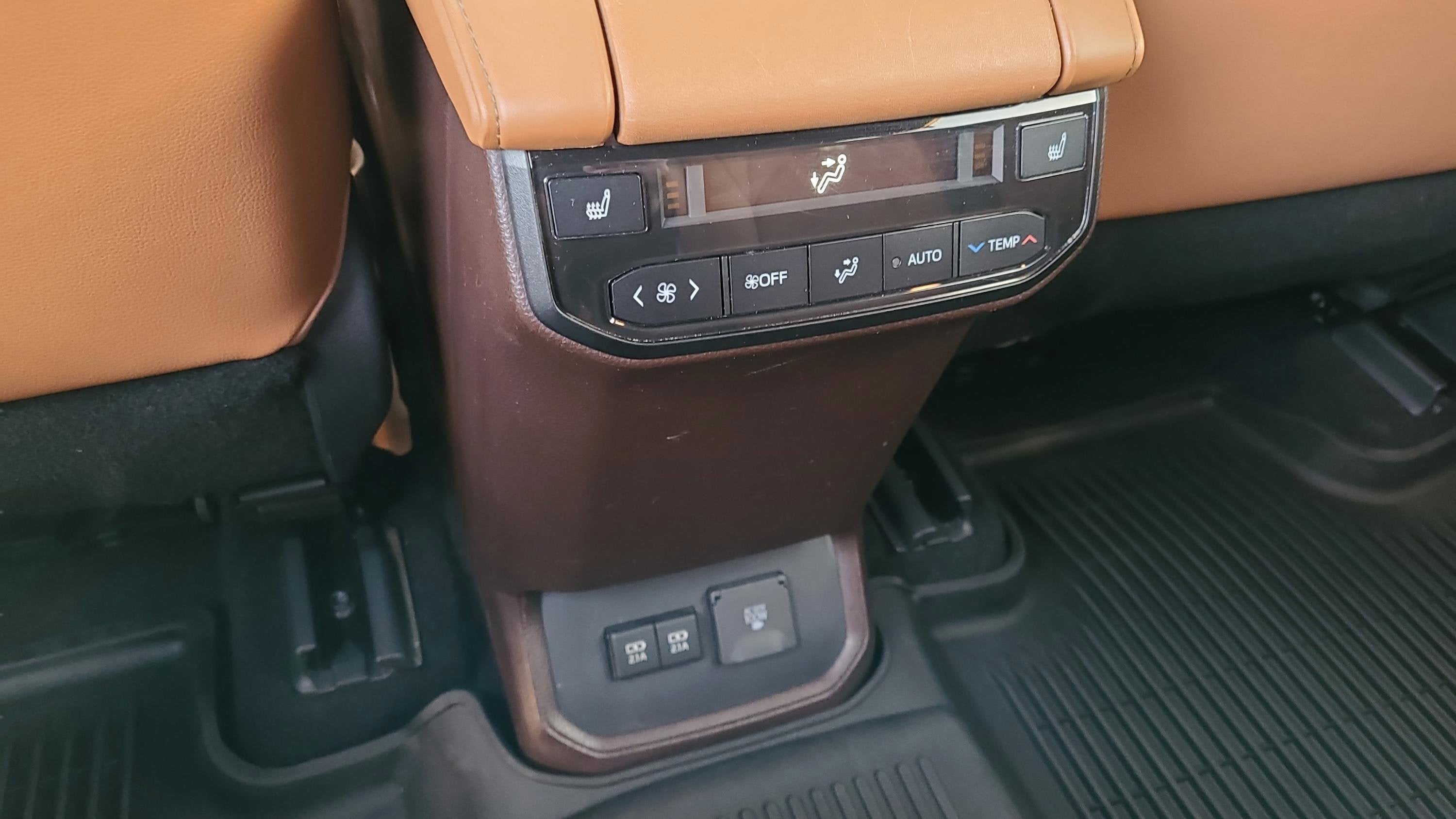 2020 Toyota Highlander Platinum